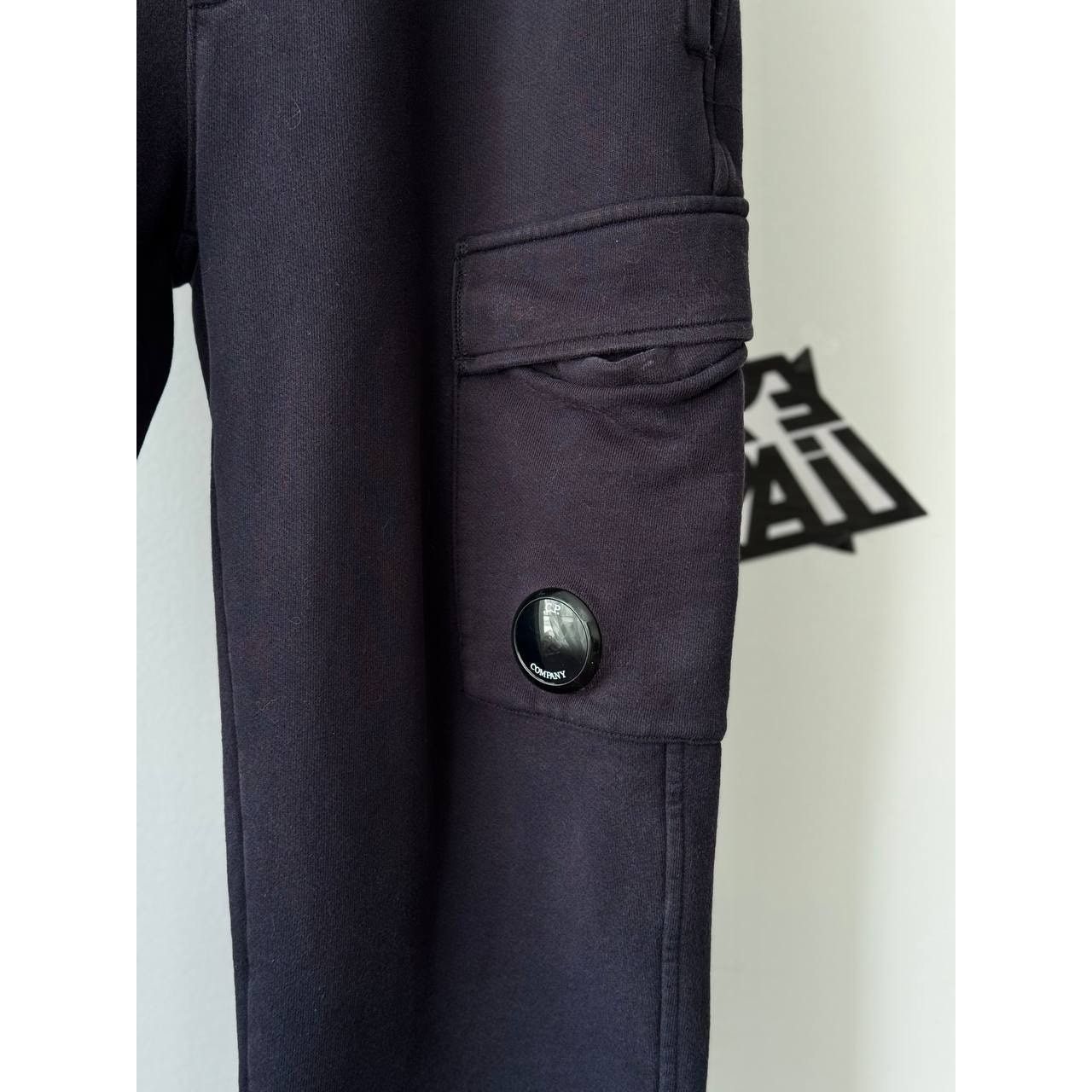 C.P. Company CP Company Lens Cargo Navy Sweatpants Size US 34 / EU 50 - 2 Thumbnail