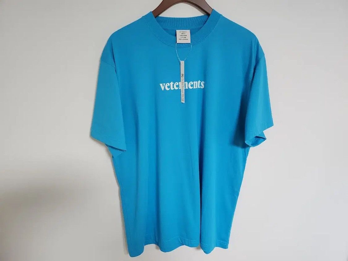 Vetements Vetements Postage Priority Mail T-Shirt Size US M / EU 48-50 / 2 - 1 Thumbnail