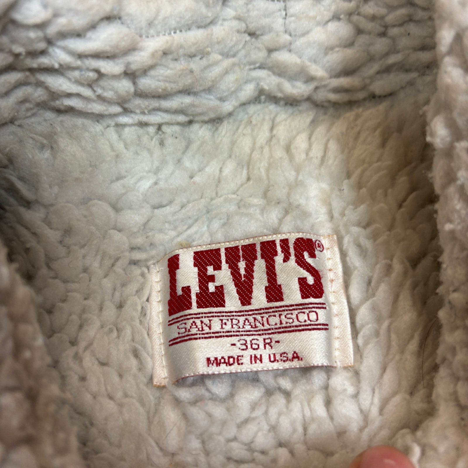 Levi's Vintage 80s 90 Levi's Sherpa Lined Trucker Jacket 36R Medium Size US M / EU 48-50 / 2 - 4 Thumbnail