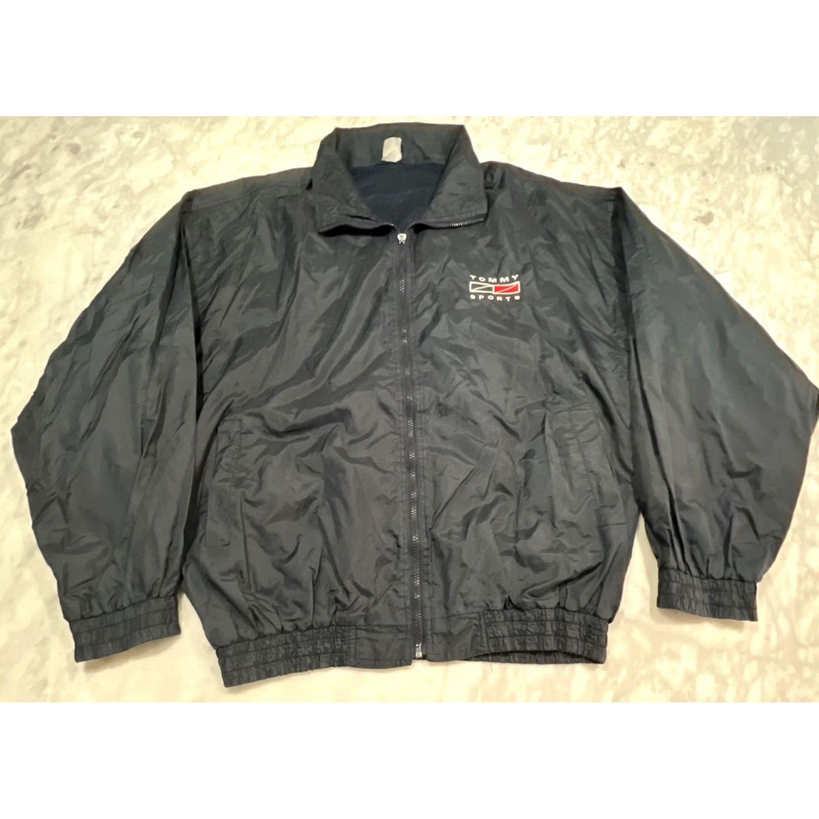 Tommy Hilfiger VINTAGE Tommy Hilfiger Sports Windbreaker Men’s XL Navy Lightweight Front Back Logos Jacket Size US XL / EU 56 / 4 - 4 Thumbnail