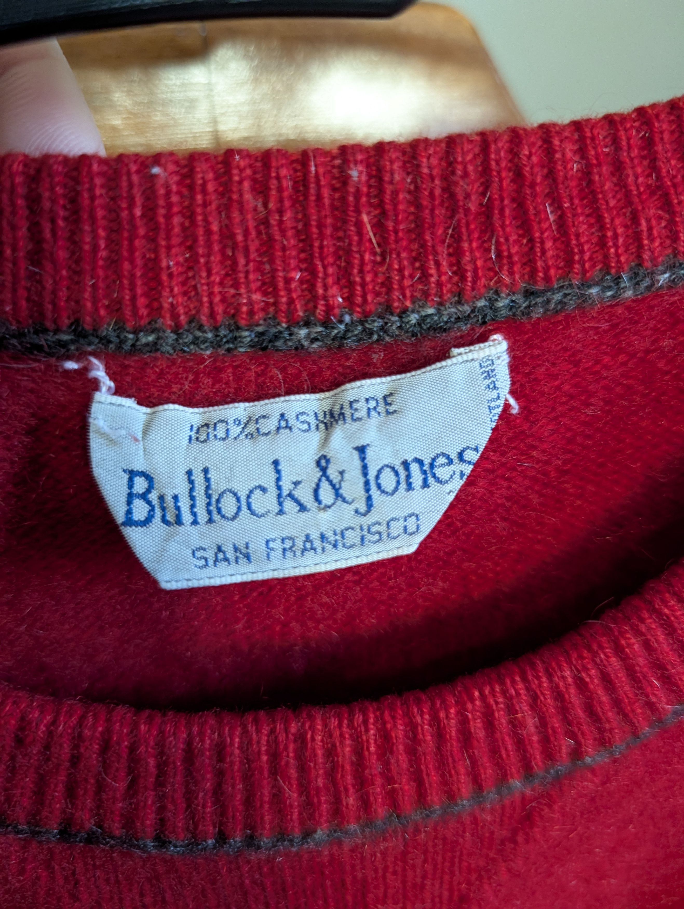 Bullock & Jones VTG Pure Cashmere Red Made in Scotland Knit Sweater Size US L / EU 52-54 / 3 - 9 Thumbnail