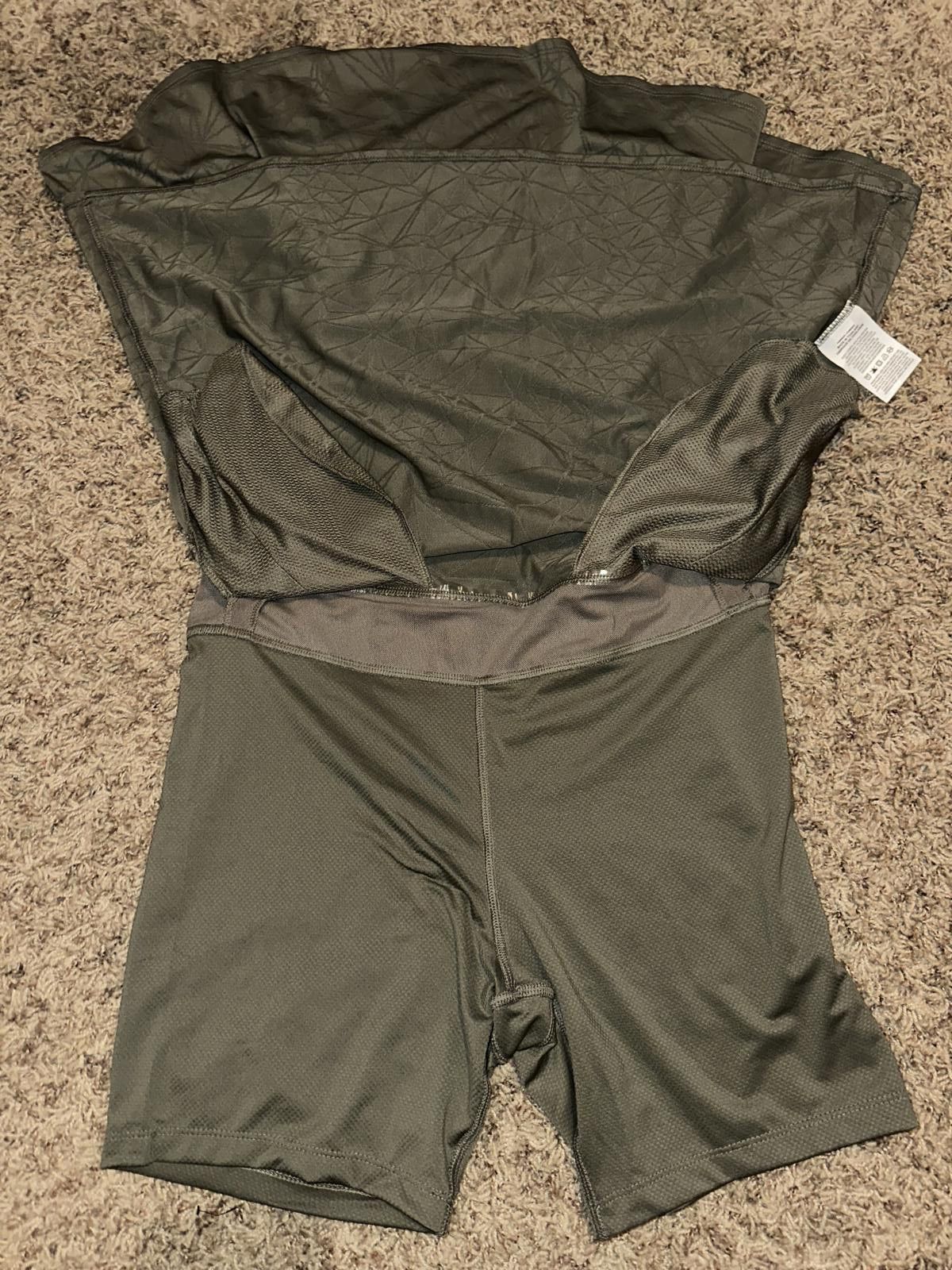 Nike Nike Breathe Standard Fit Womens Faiways Skort Golf Size 36" / US 14 / IT 50 - 10 Thumbnail