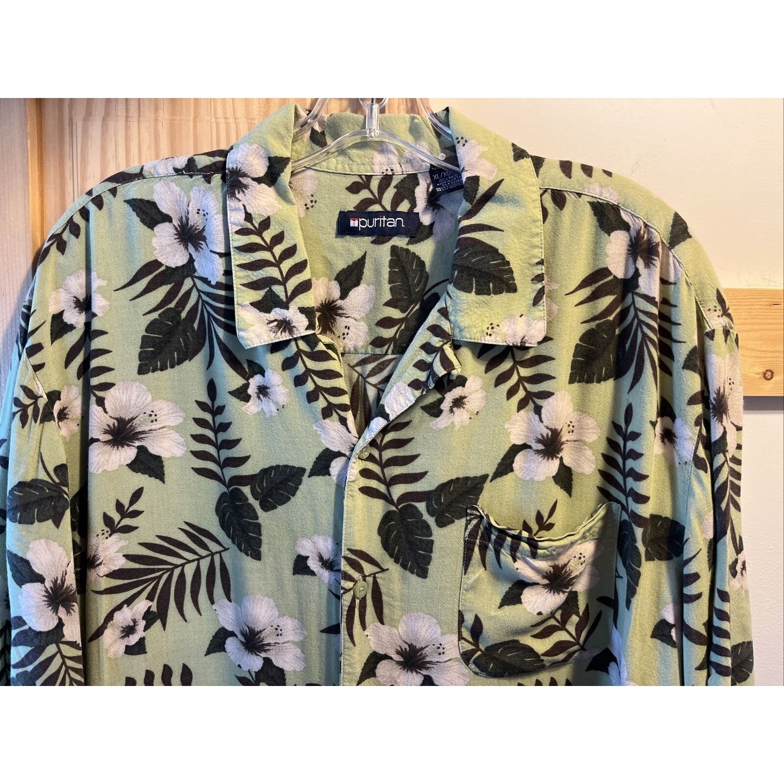 Puritan Puritan men’s xl Green Hawaiian Floral SS Button Rayon shirt Size US XL / EU 56 / 4 - 8 Thumbnail