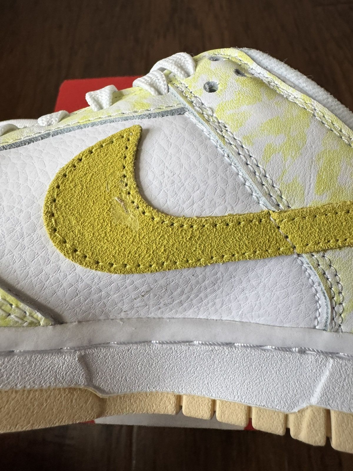 Nike Nike Yellow Strike Dunk Low Size US 7 / IT 37 - 7 Thumbnail