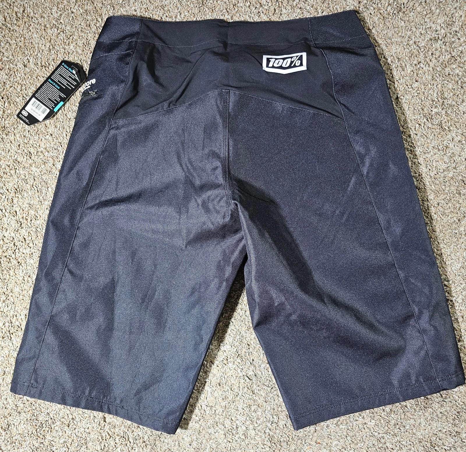 Designer 100% Mens 36 Downhill Cool R-Core Mountain Bike Shorts Black Size ONE SIZE - 6 Thumbnail