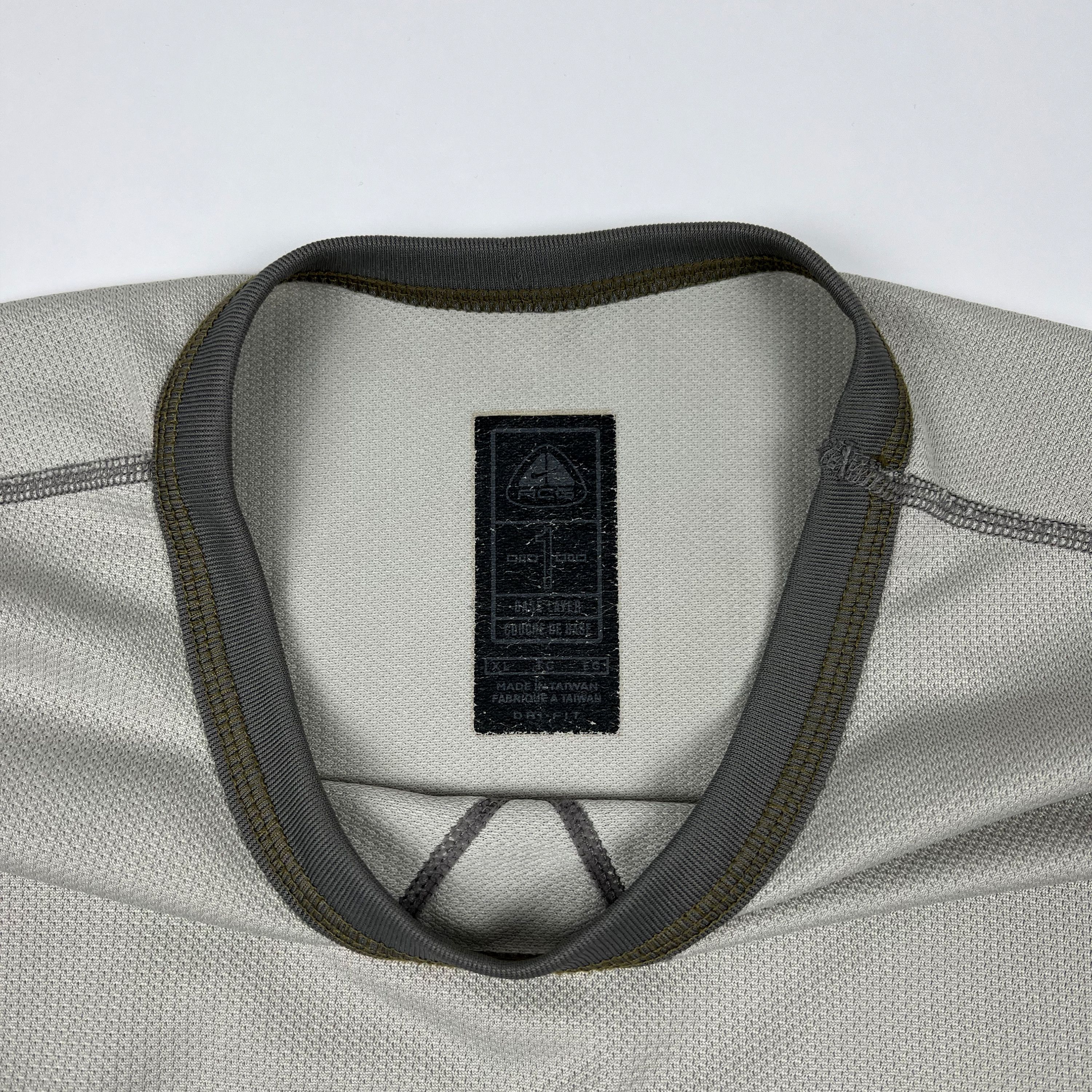 Nike ACG Nike ACG Base Layer Long Sleeve Size US XL / EU 56 / 4 - 4 Thumbnail