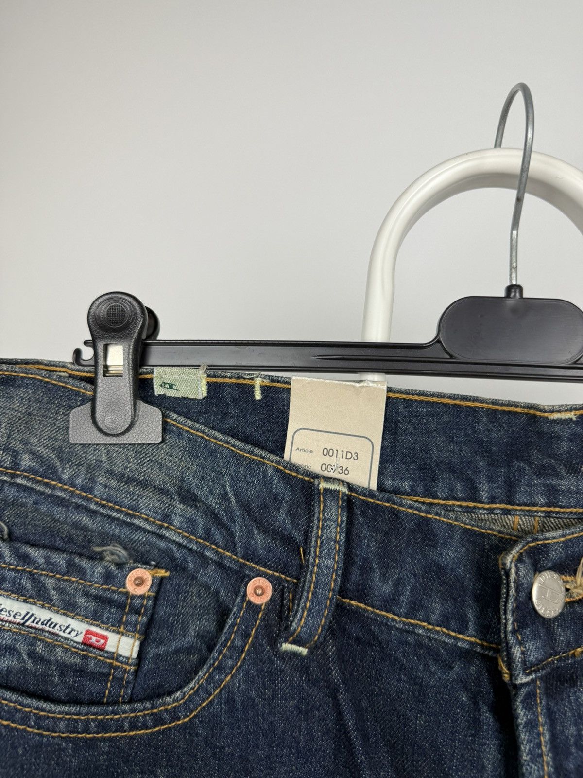 Designer × Diesel × Vintage Vintage Y2K Distressed Diesel Cargo jeans Pants Size US 34 / EU 50 - 4 Thumbnail