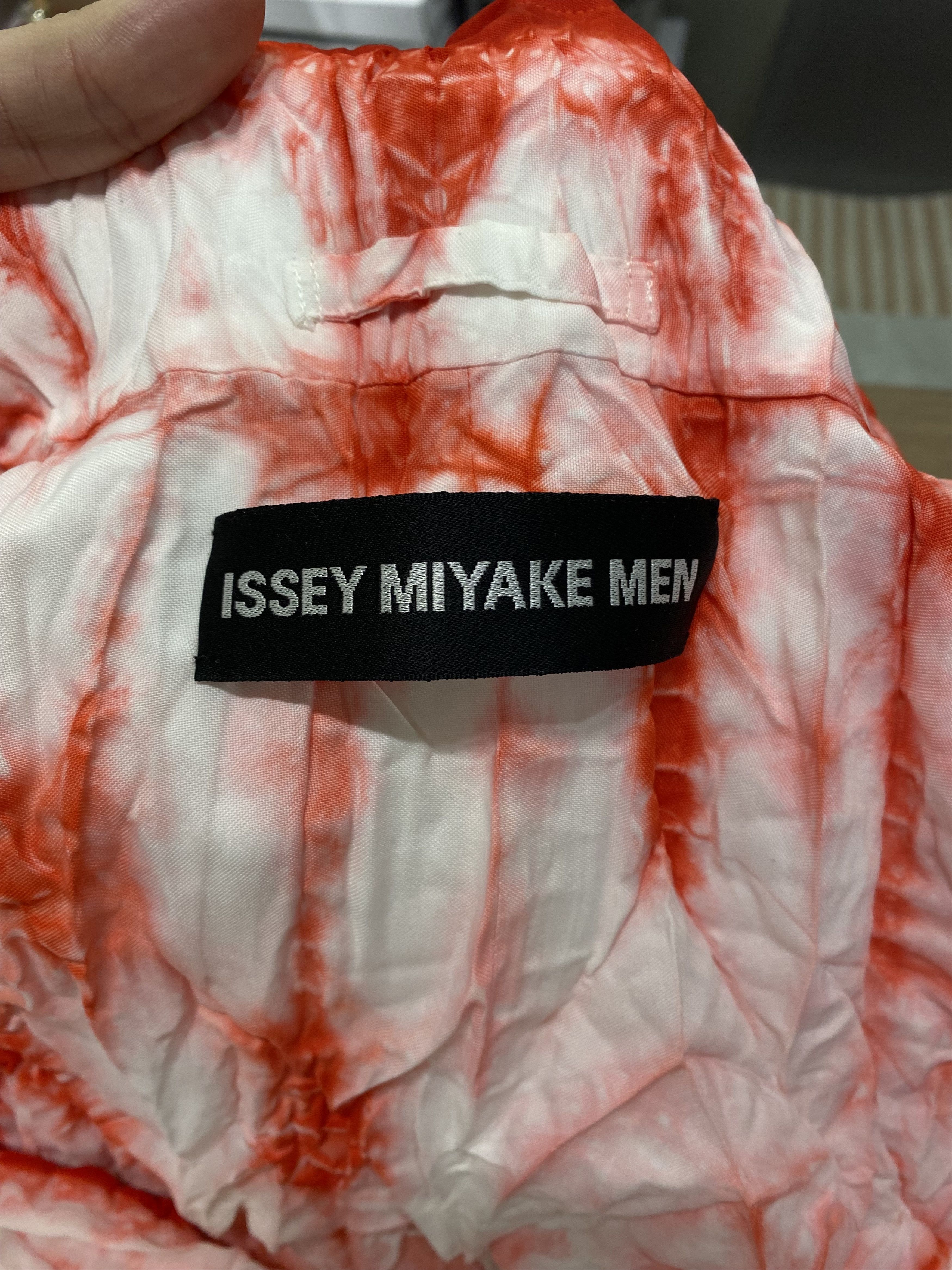 Issey Miyake ISSEY MIYAKE blood dyed tie band collar drawing vest shirt Size US M / EU 48-50 / 2 - 12 Thumbnail