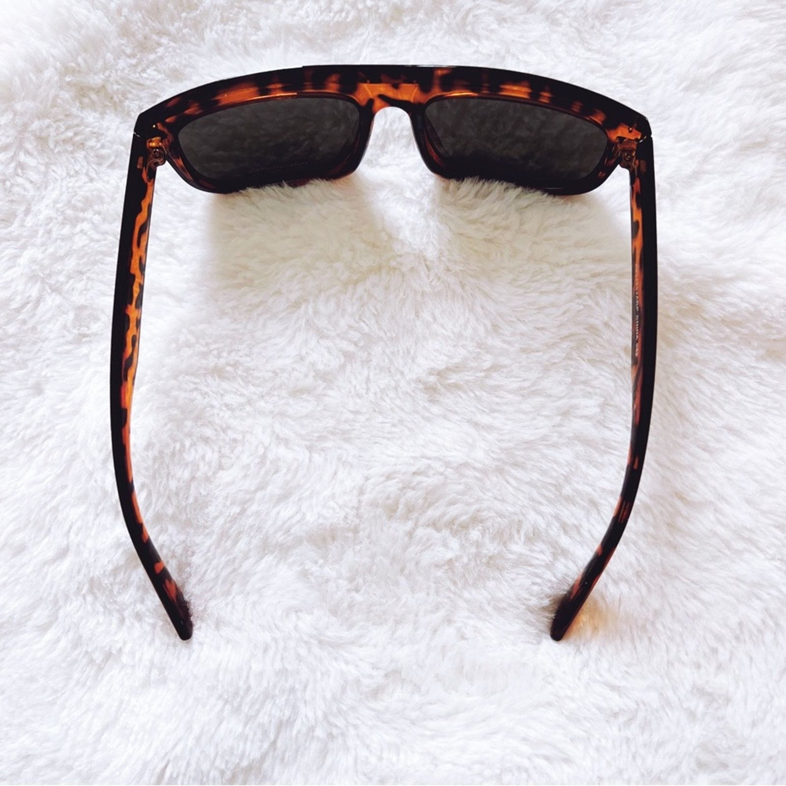 Other Simon Tortoise Brown Classic Sunglasses Size ONE SIZE - 8 Thumbnail