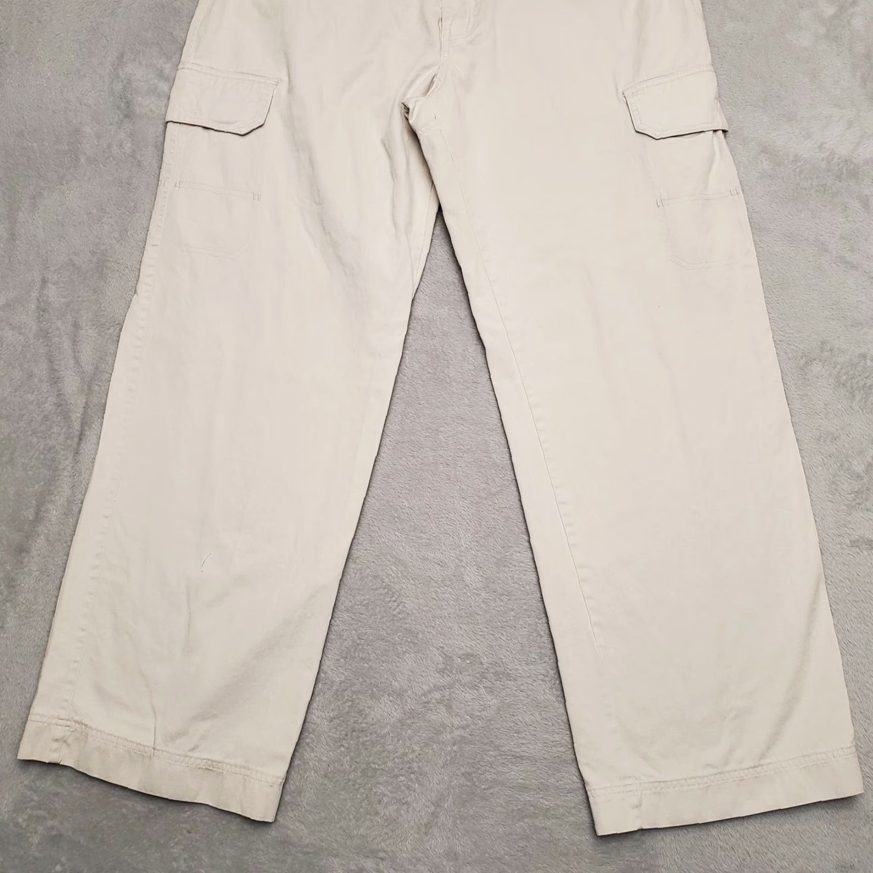 Vintage VINTAGE NESI A.G. Cargo Pants Mens 36x31 Beige Cargo Cotton Utility Y2K Skate Pants Mens Beige Cargo Pocket 5-Pocket Mens Size US 36 / EU 52 - 2 Thumbnail