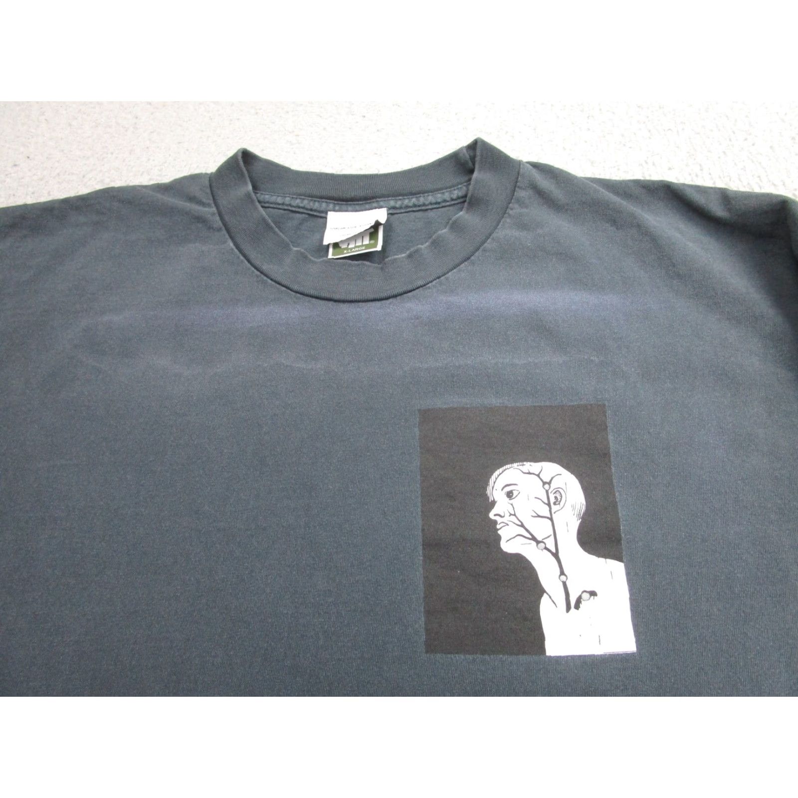 Undefeated VINTAGE Undefeated Streetwear T-Shirt Mens XL Graphic Art Gardar Eide Einarsson Crew Neck Black 2000s USA Size US XL / EU 56 / 4 - 4 Thumbnail
