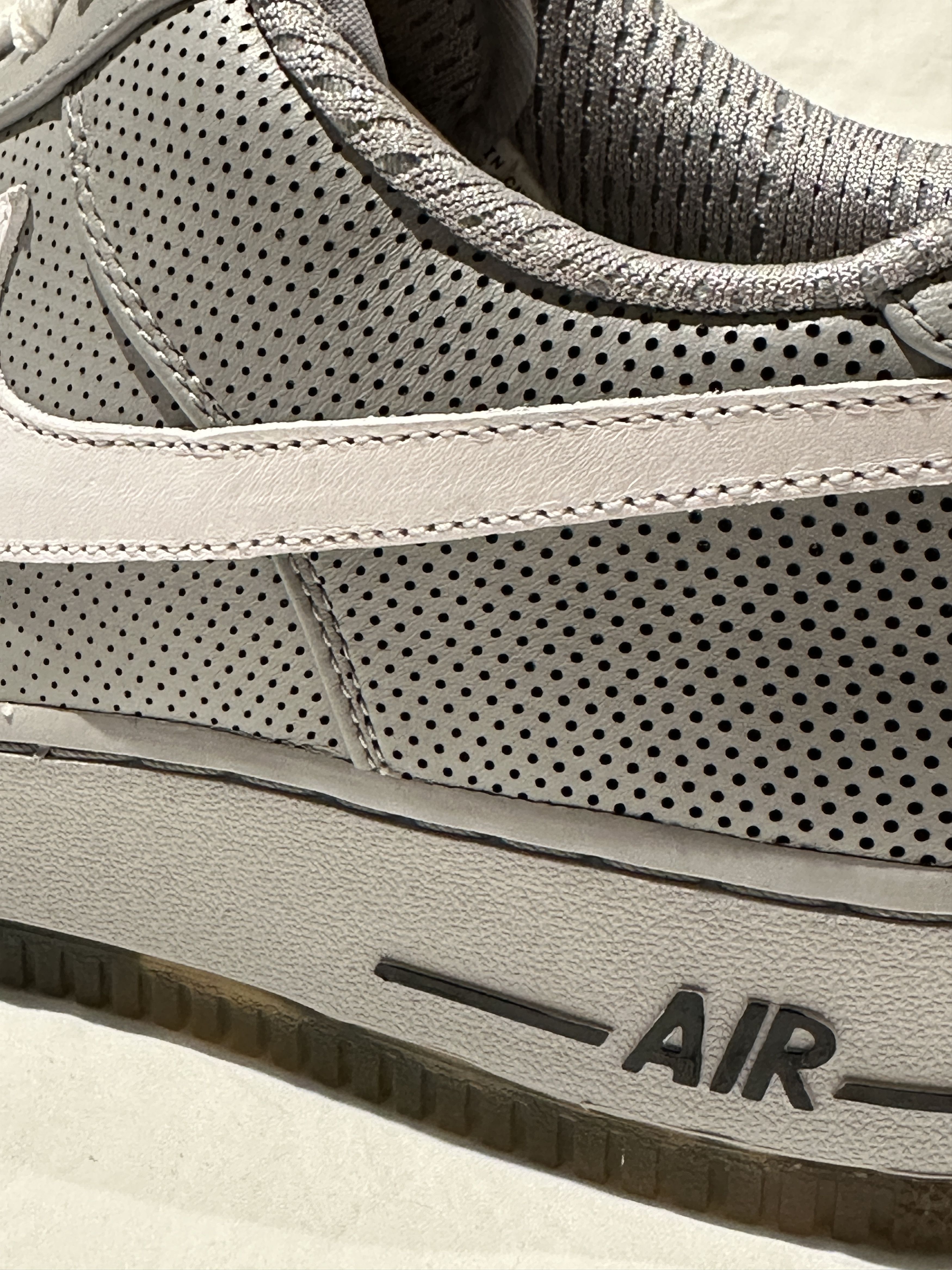 Futura × Nike BRAND NEW NIKE AIR FORCE 1 - LOW PREMIUM "FUTURA" 2009 SZ 11 Size US 11 / EU 44 - 4 Thumbnail