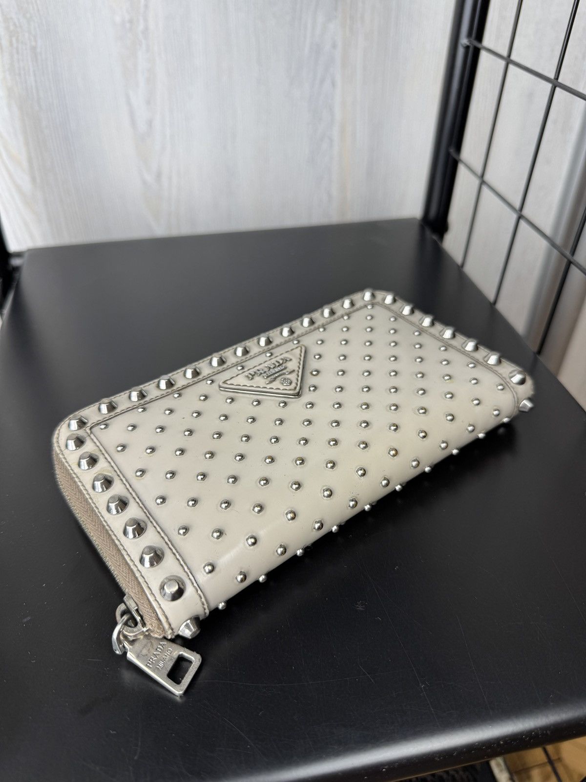 Prada PRADA WALLET STUDDED PURSE GRAY CARDS STUDDED WALLET Grey Size ONE SIZE - 10 Thumbnail