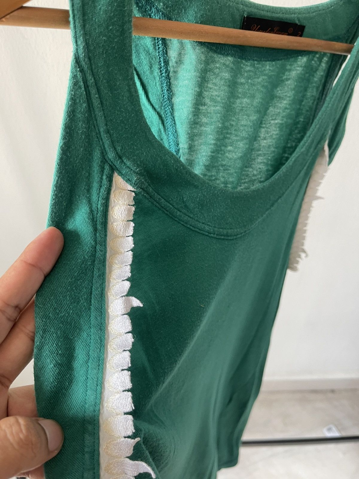 Undercover 2005 Undercover 'But Beautiful' Tooth Tank Top Size M / US 6-8 / IT 42-44 - 5 Thumbnail