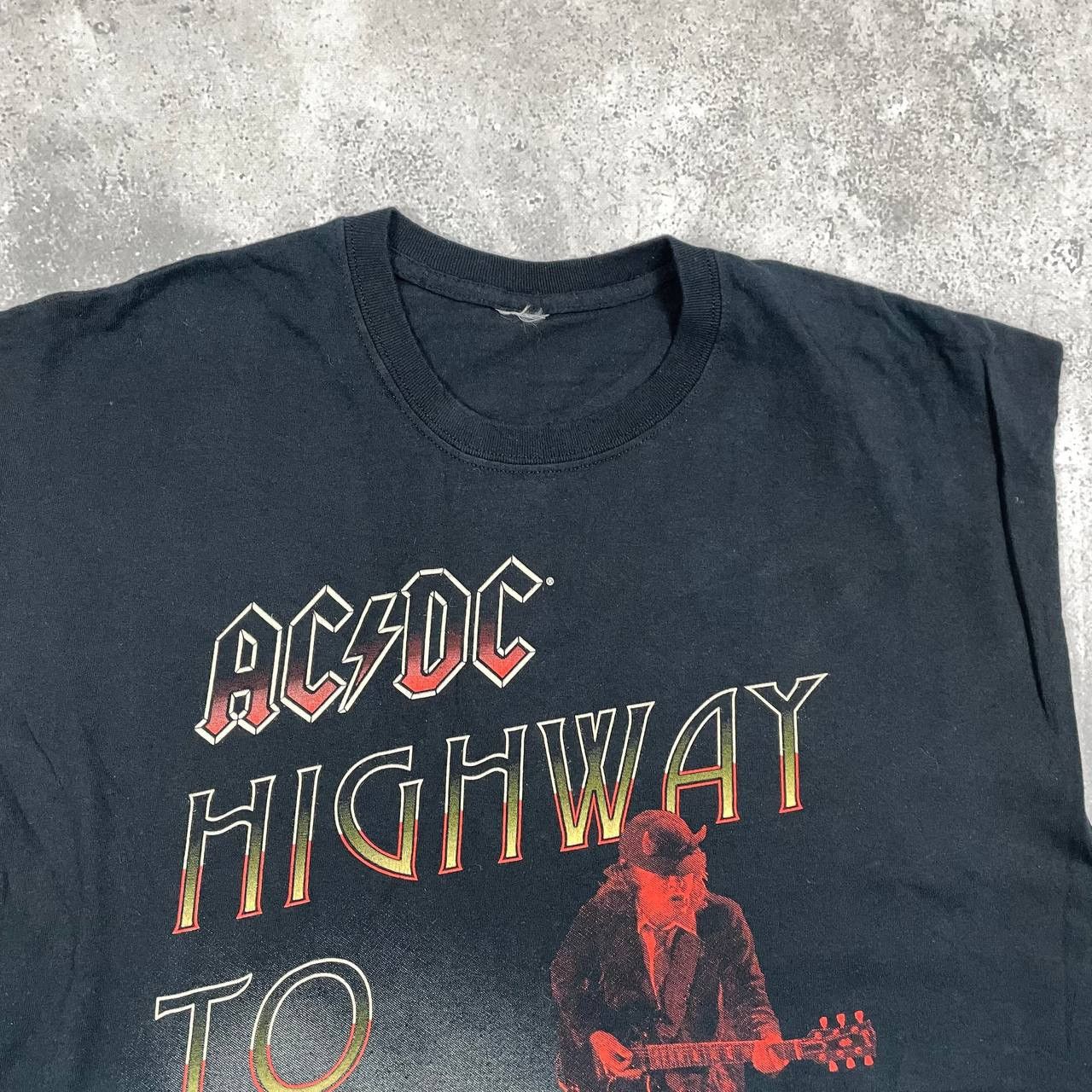 AC/DC Vintage 2000s ACDC Highway To Hell Sleeveless T Shirt Faded Size US XL / EU 56 / 4 - 5 Thumbnail