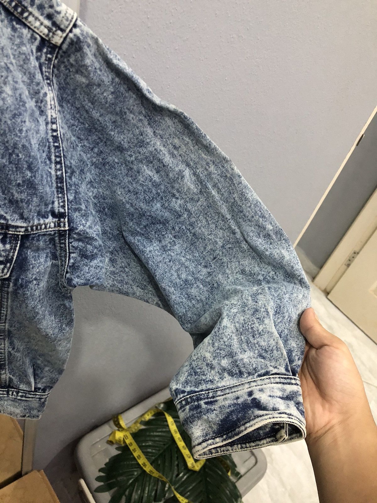 Japanese Brand × Vintage Vintage Stylish Sports Acid Wash Trucker Denim Jacket Size US M / EU 48-50 / 2 - 7 Thumbnail