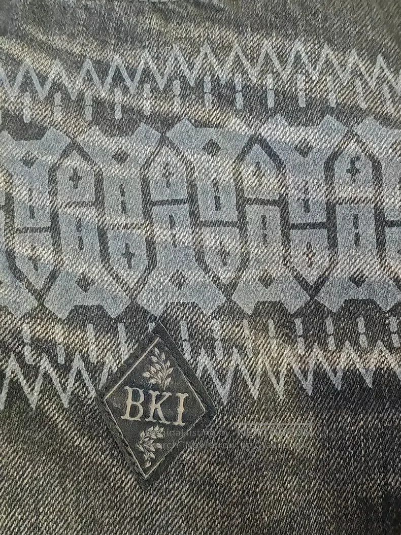 Neighborhood Neighborhood size M Black iron, black ox king, size M Size US 27 - 7 Thumbnail