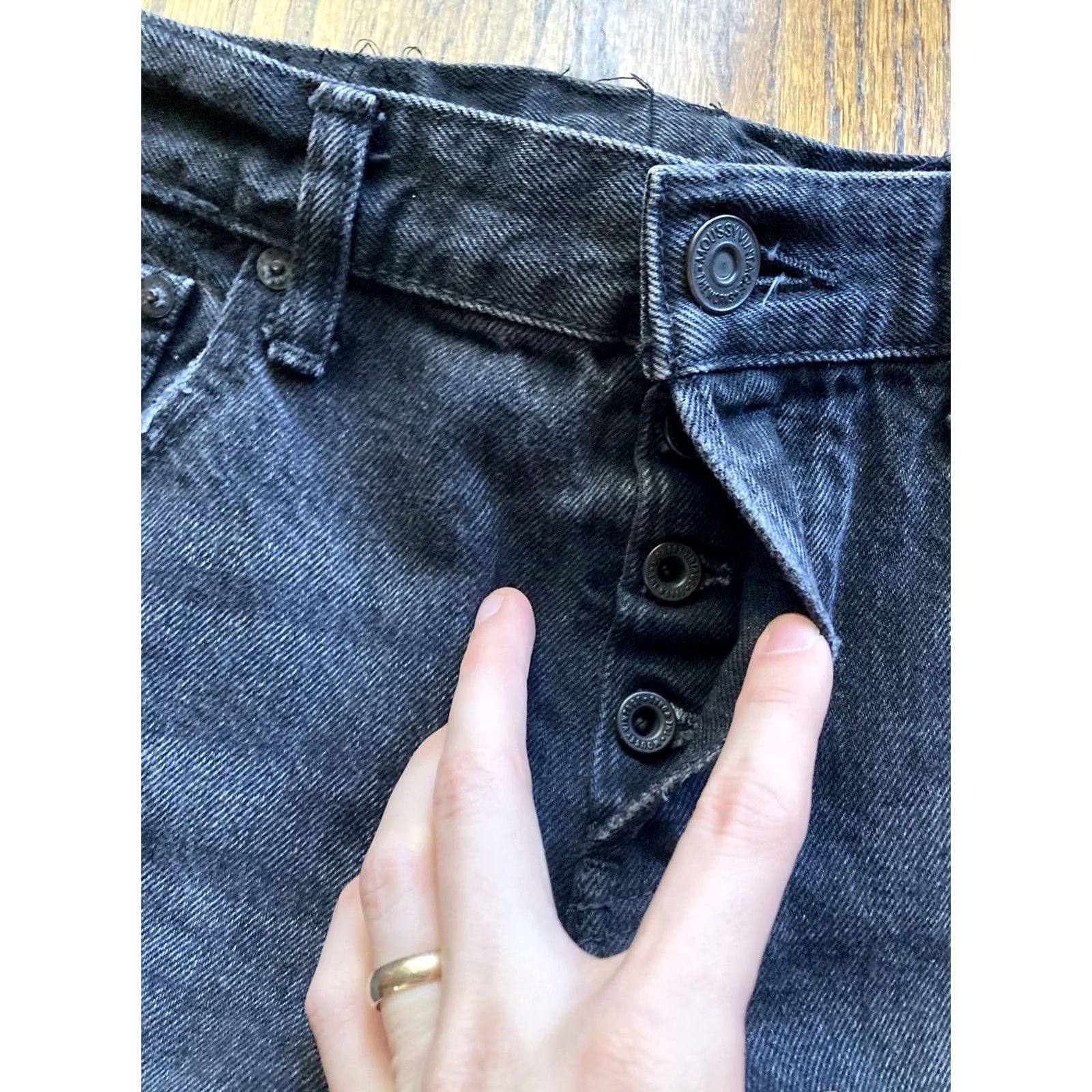 MOUSSY VINTAGE Moussy Jeans Womens Size 29 Black Raw Hem Tapered Buttonfly Distressed Japan 28in Inseam Mens? Size 29" - 7 Thumbnail