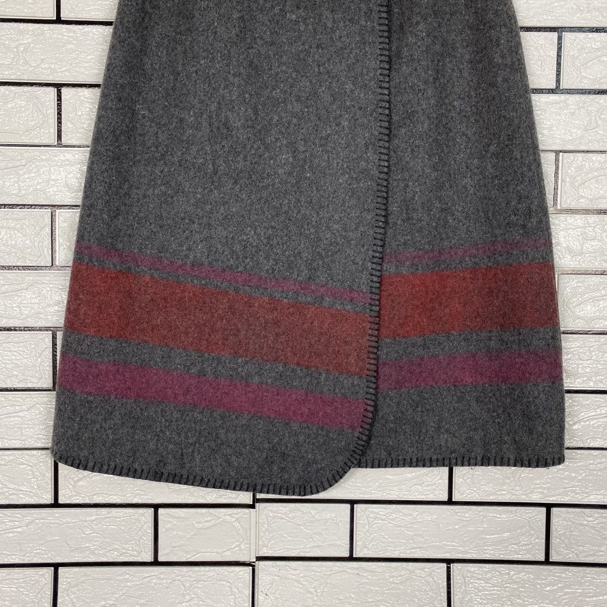Japanese Brand Vintage Wool Skirt Striped Naf Naf Sport Issey Miyake Size 30" / US 8 / IT 44 - 5 Thumbnail