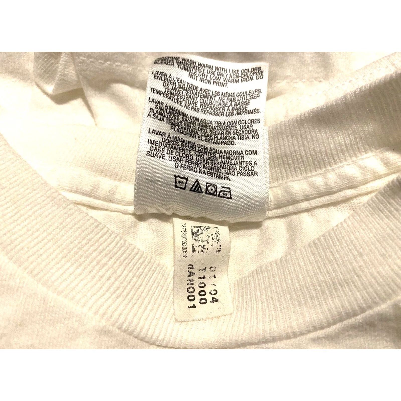 Adidas Adidas Men’s Vintage Basketball T-Shirt Short Sleeve Sz L White Double-Sided Crew Neck 2004 Sports Vintage Mens Size US L / EU 52-54 / 3 - 7 Thumbnail