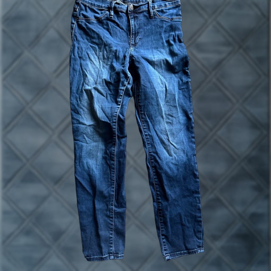 Calvin Klein VINTAGE? (No) Calvin Klein Jeans Leggings Women's Skinny Mid Rise Blue 30 Regular Size W30 L00 Adult Women Jeans Skinny 90s Style? Size 30" / US 8 / IT 44 - 1 Thumbnail