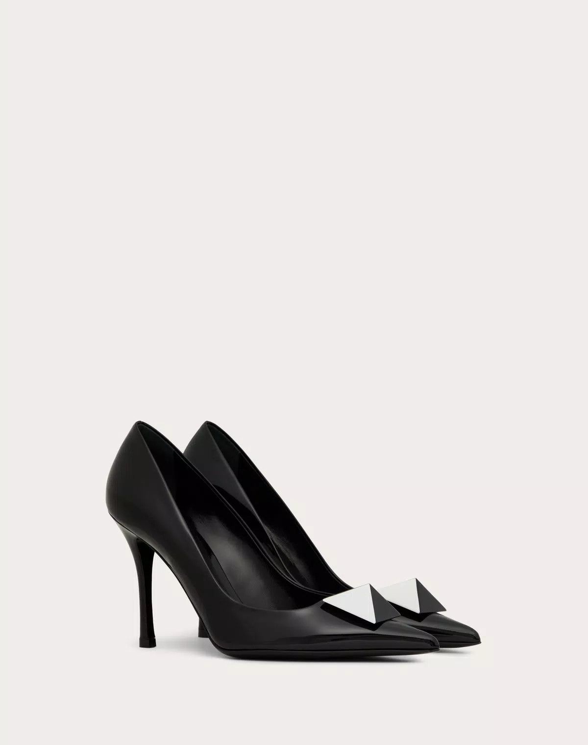 Valentino o1s1wg111125 One Stud Patent Leather Pump Two-Tone Stud Size US 7.5 / IT 37.5 - 2 Thumbnail