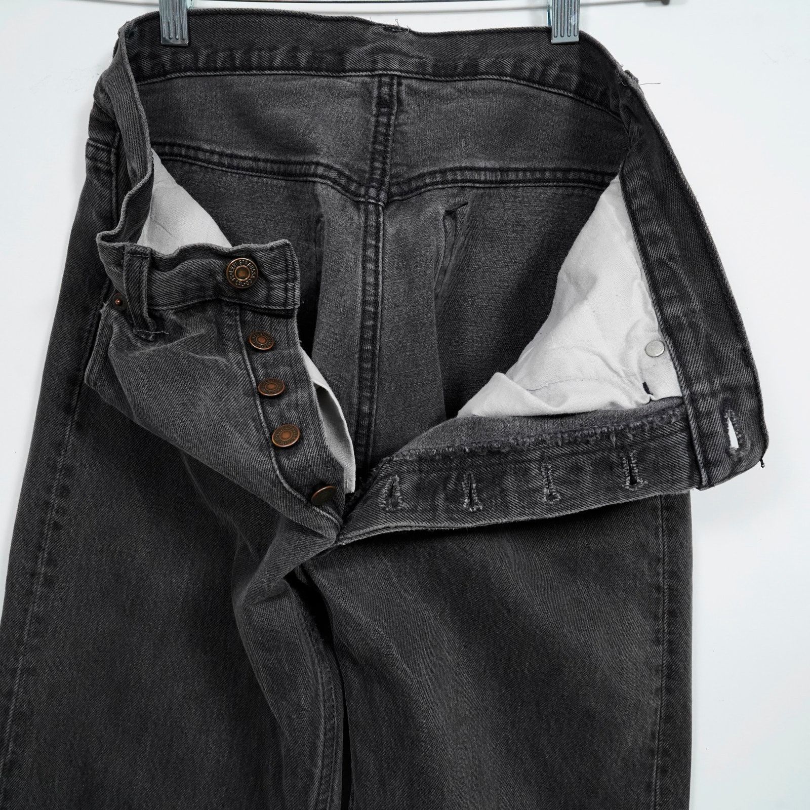 Levi's Vintage 90s Levi’s 501 Black Jeans USA Made 32x34 (31x33.5) Size US 31 - 5 Thumbnail