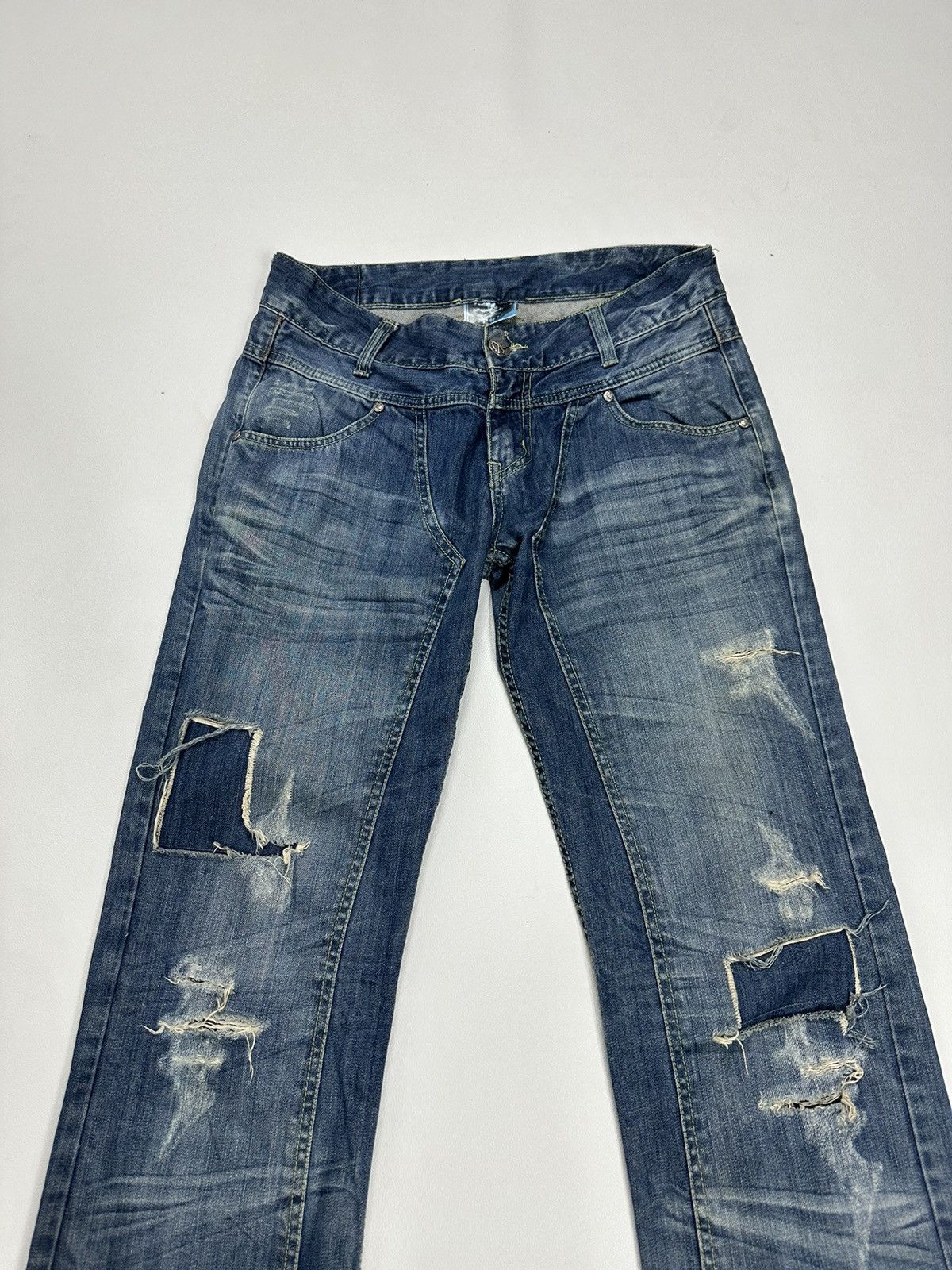 Japanese Brand 2#1 Flare Distressed Jeans Nice Split Back Pocket Size US 32 / EU 48 - 2 Thumbnail
