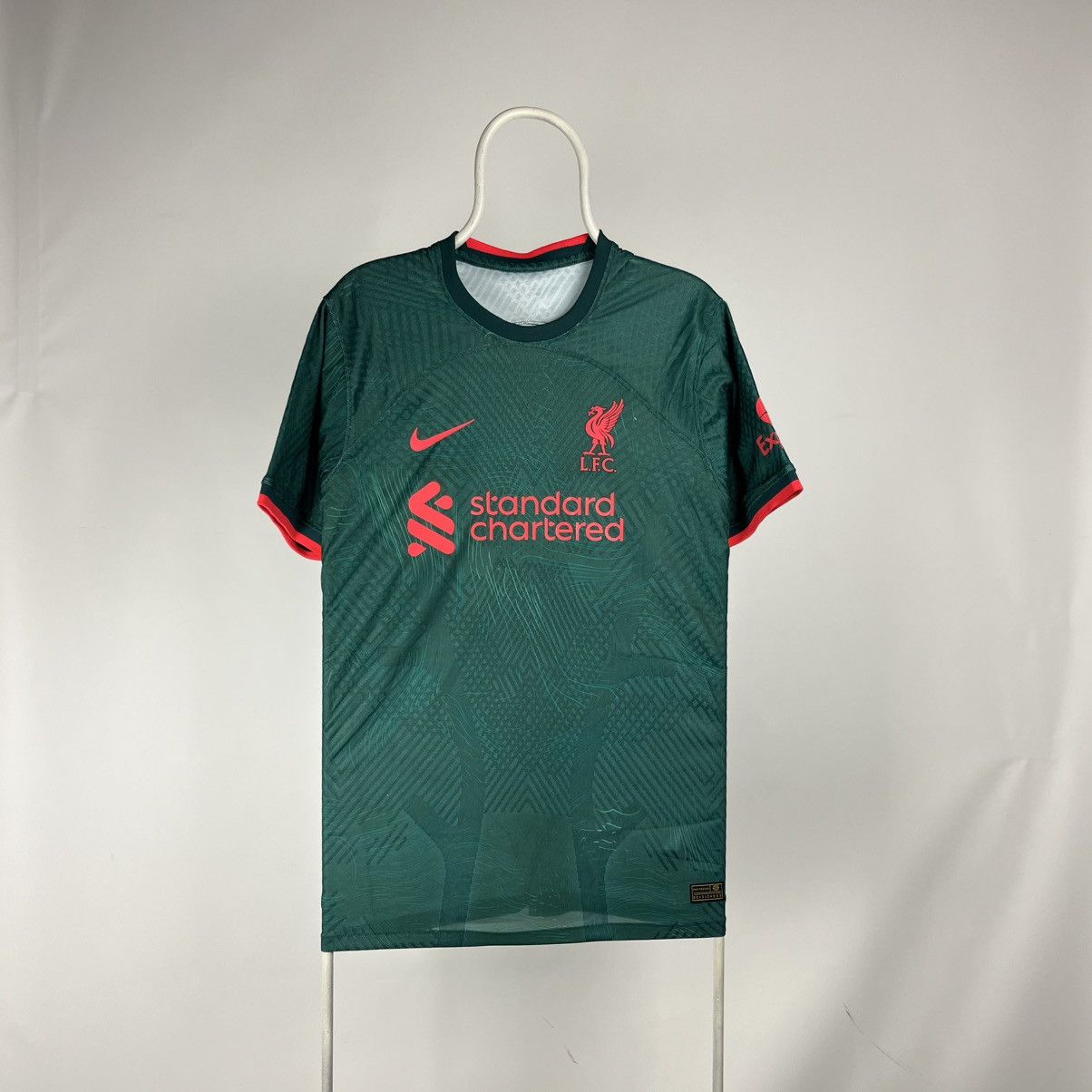 LIVERPOOL 2022/23 NIKE THIRD FOOTBALL SOCCER JERSEY Size XL