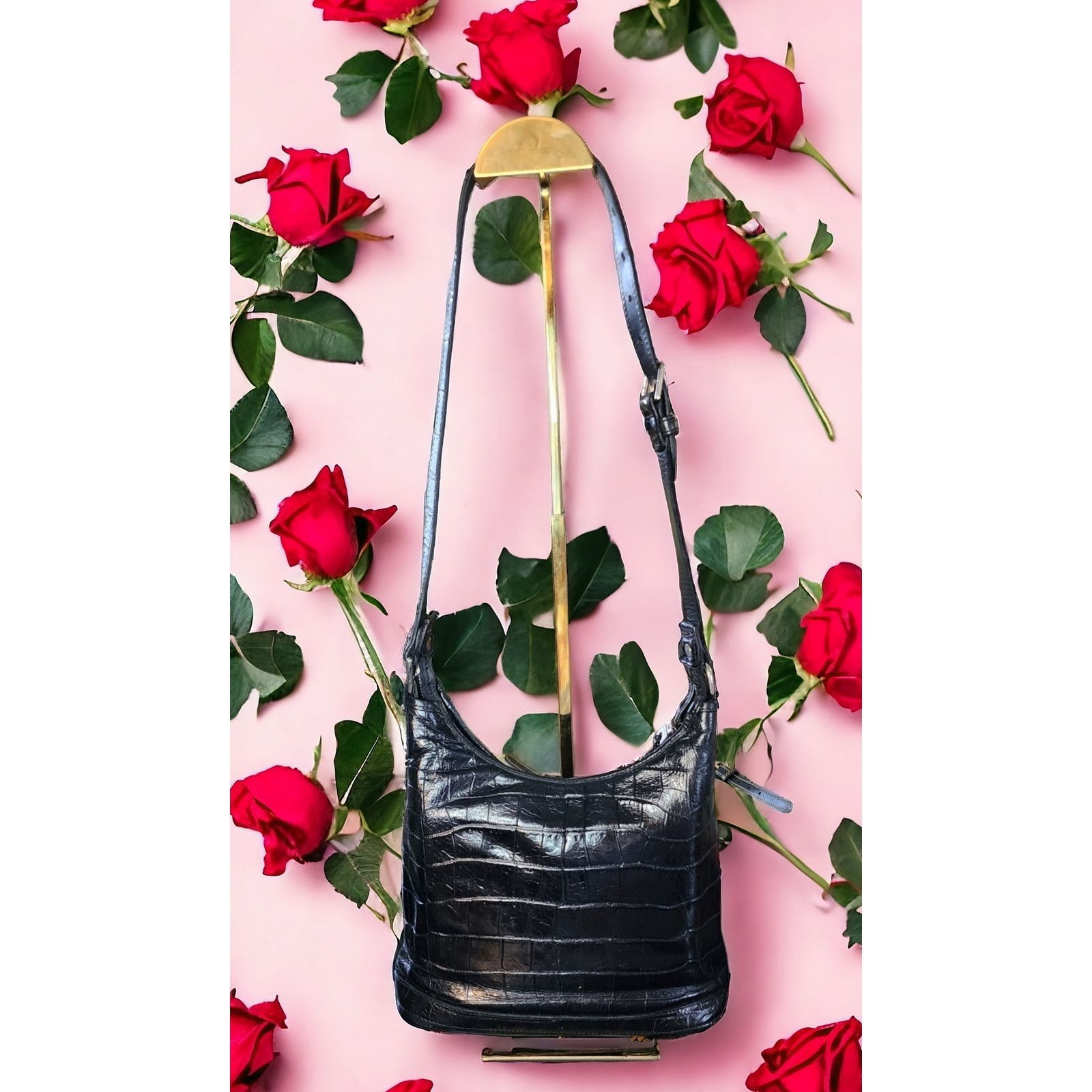 Dooney & Bourke Dooney & Bourke Leather Handbag Embossed Alligator Size ONE SIZE - 2 Thumbnail