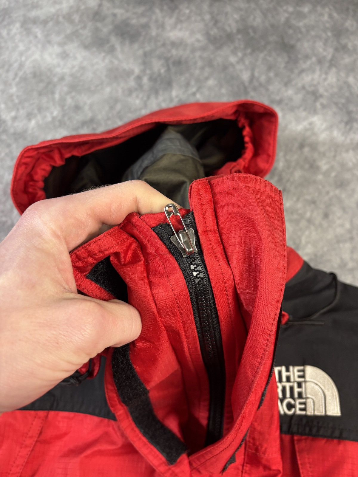 Goretex × The North Face × Vintage 1990s North Face Gore-tex Jacket Vintage TNF Shell Two Tone Size US M / EU 48-50 / 2 - 8 Thumbnail