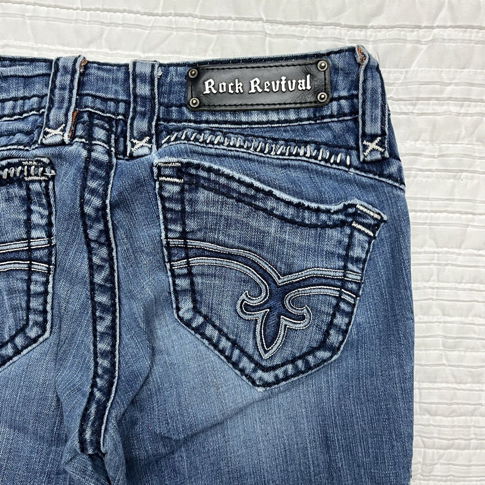 Vintage VINTAGE Rock Revival Jeans Womens 26x30 Blue Skinny Jasna Distressed Embroidered Pockets Size 30" / US 8 / IT 44 - 2 Thumbnail