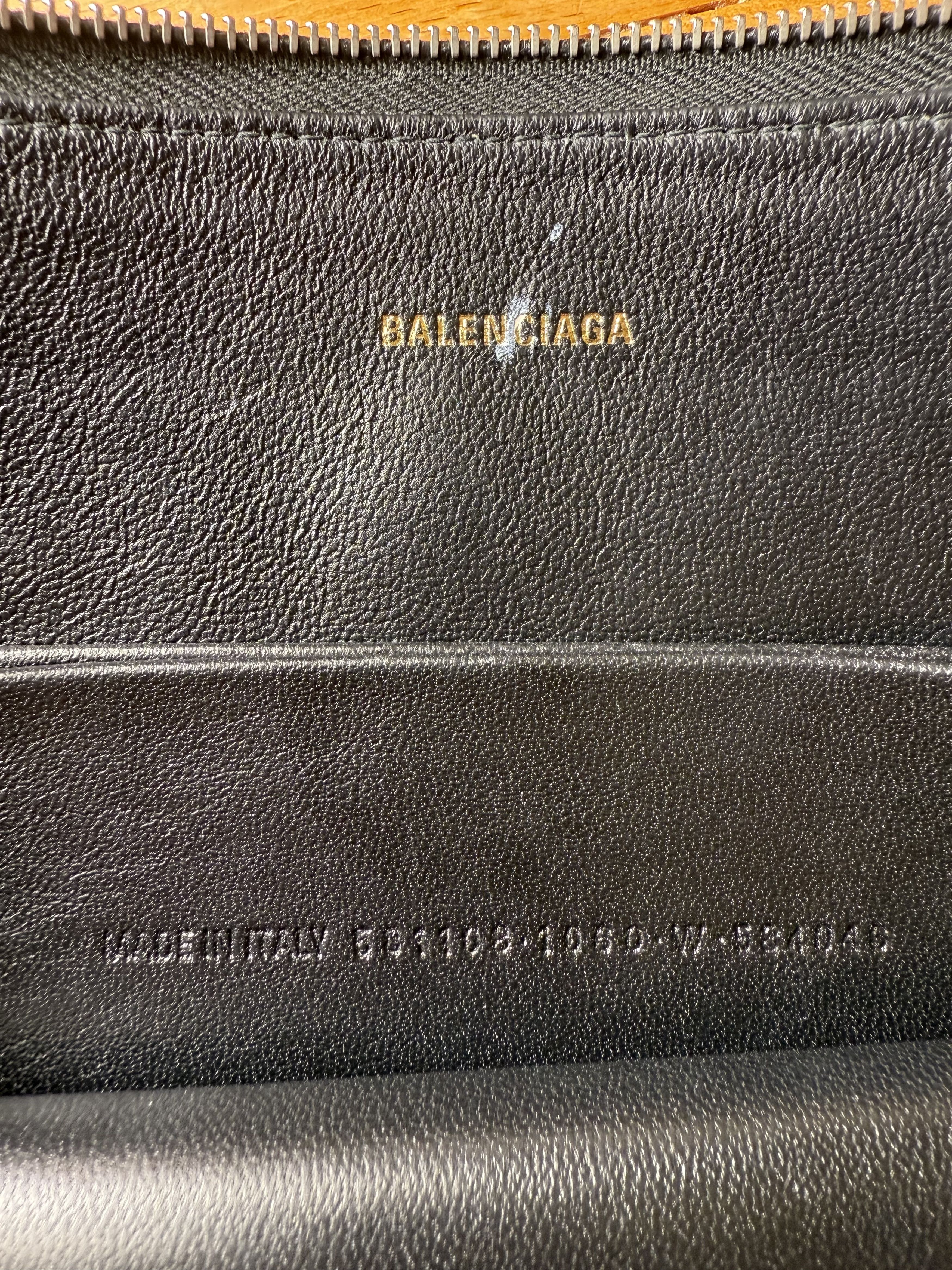 Balenciaga Balenciaga Black Zipped leather pouch Size ONE SIZE - 4 Thumbnail