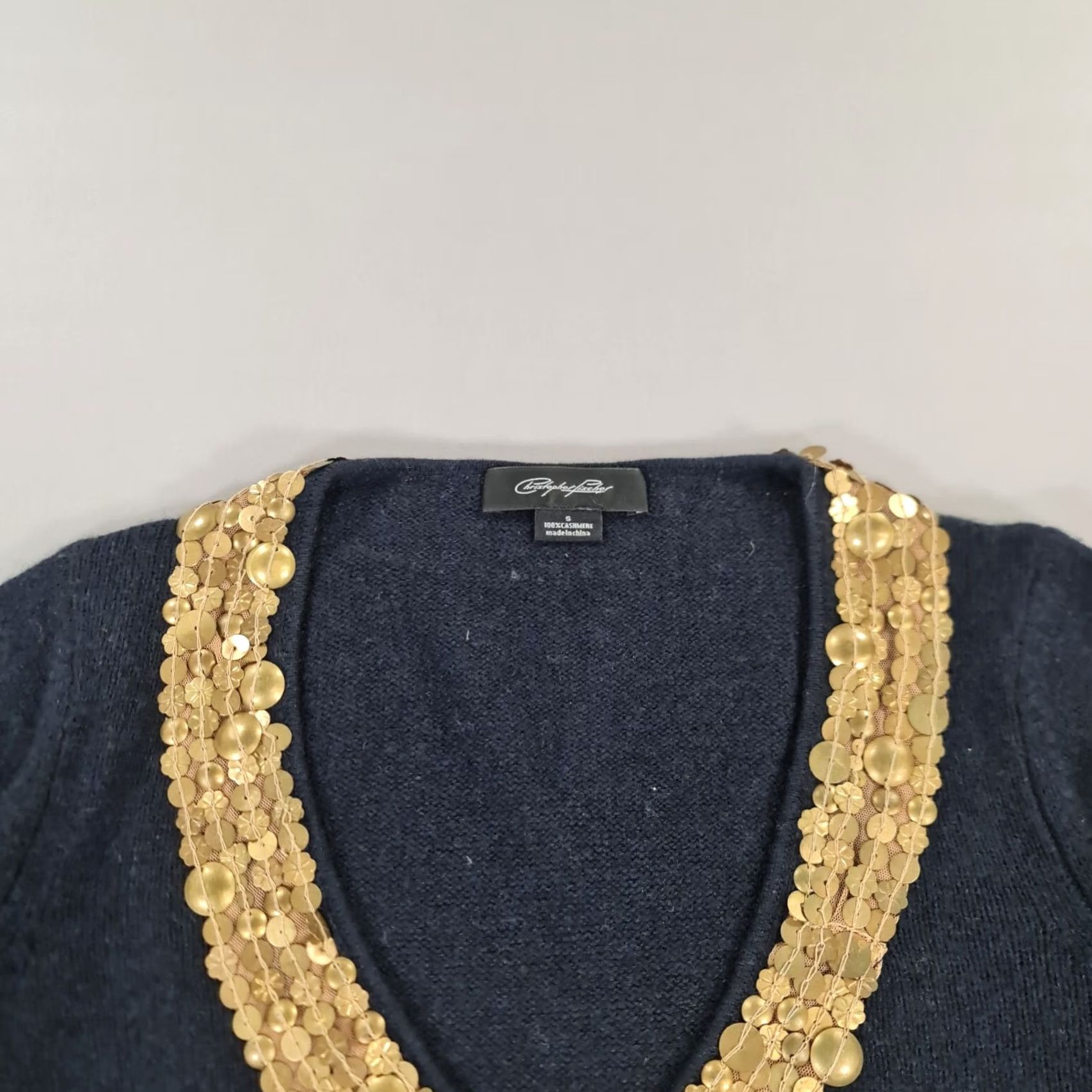 Vintage Christopher Fischef Jumper Womens V-Neck Long Sleeve 100% Cashmere Sequin Pullover Navy Blue S Size S / US 4 / IT 40 - 2 Thumbnail