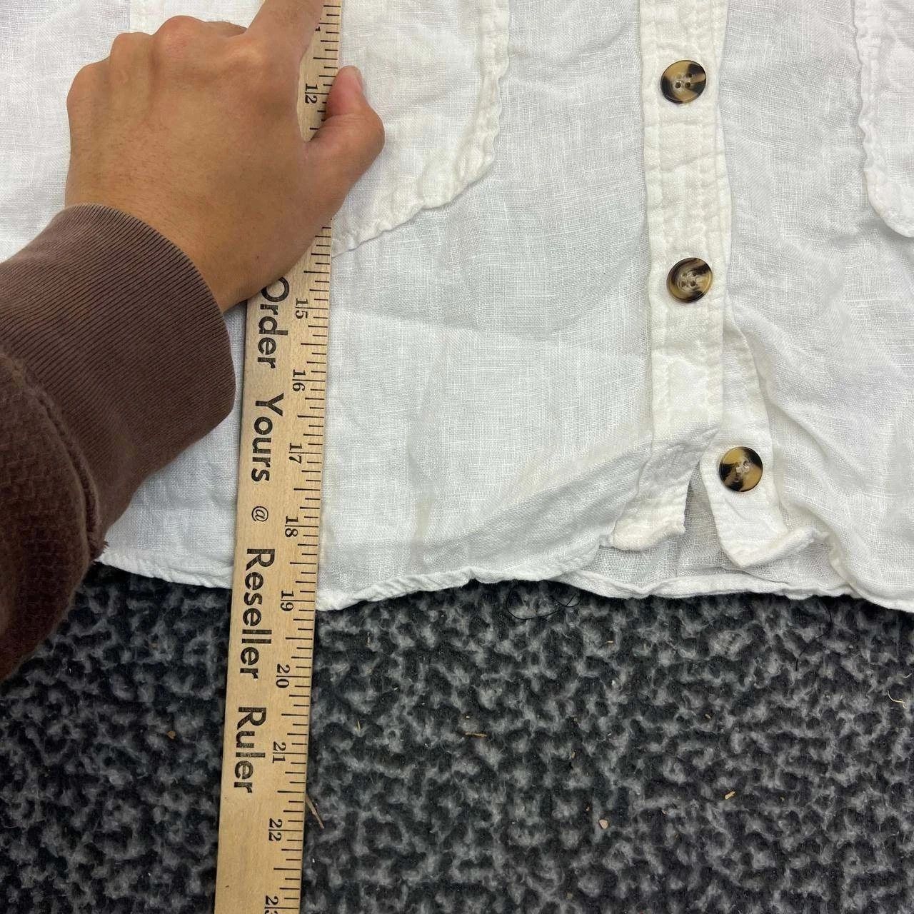 Zara Zara Button Up Shirt Women XS White Collared Crop Linen Size XS / US 0-2 / IT 36-38 - 4 Thumbnail