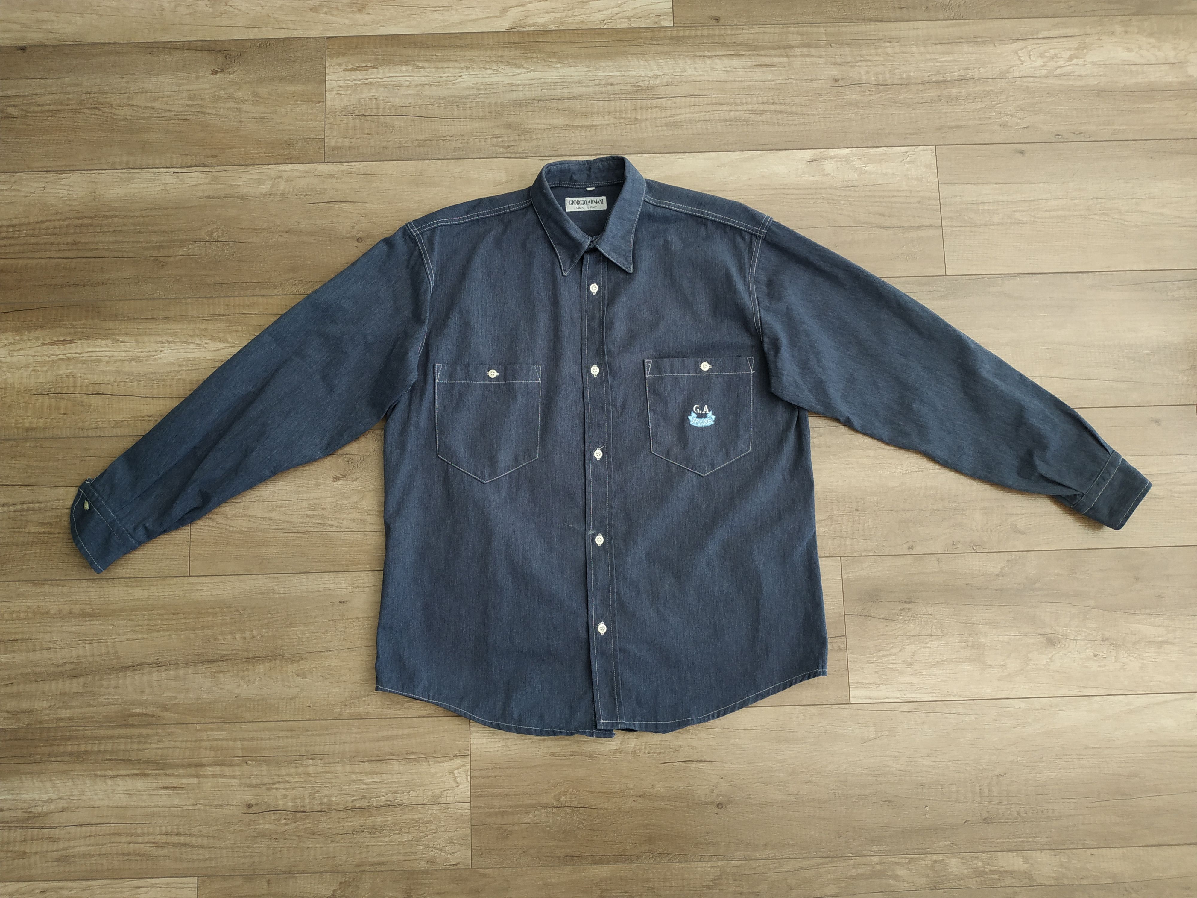 Giorgio Armani Armani Men's Vintage 80's Denim Button Up Shirt, s. LARGE Size US L / EU 52-54 / 3 - 1 Thumbnail