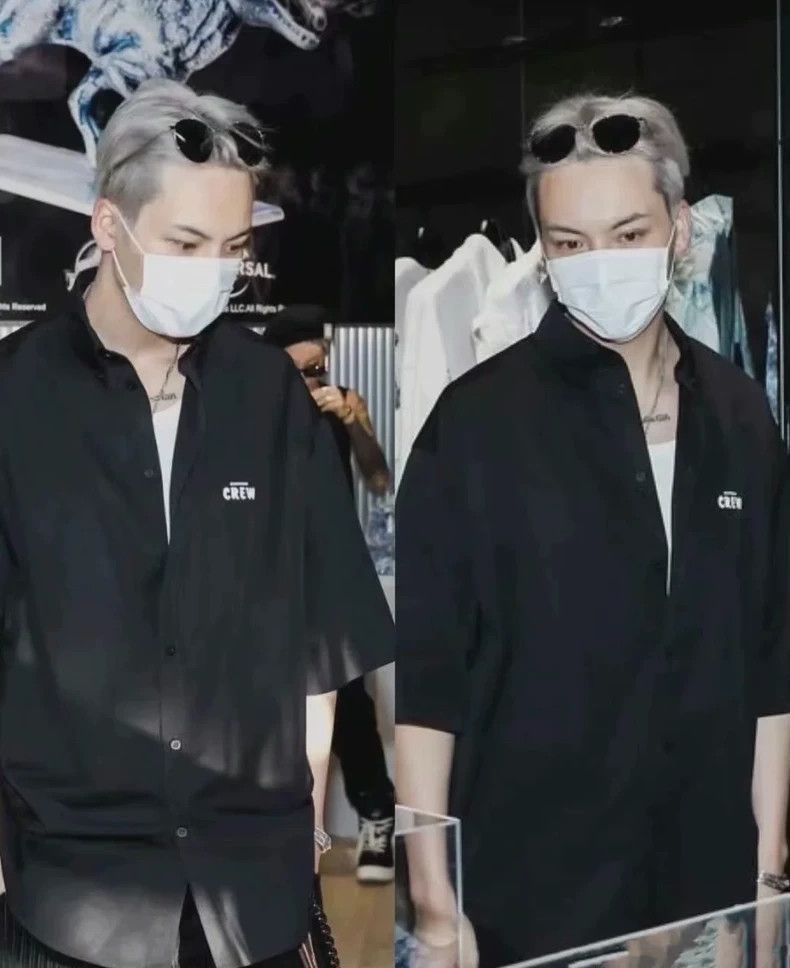Balenciaga Crew Short Sleeve Shirt Black - dmc