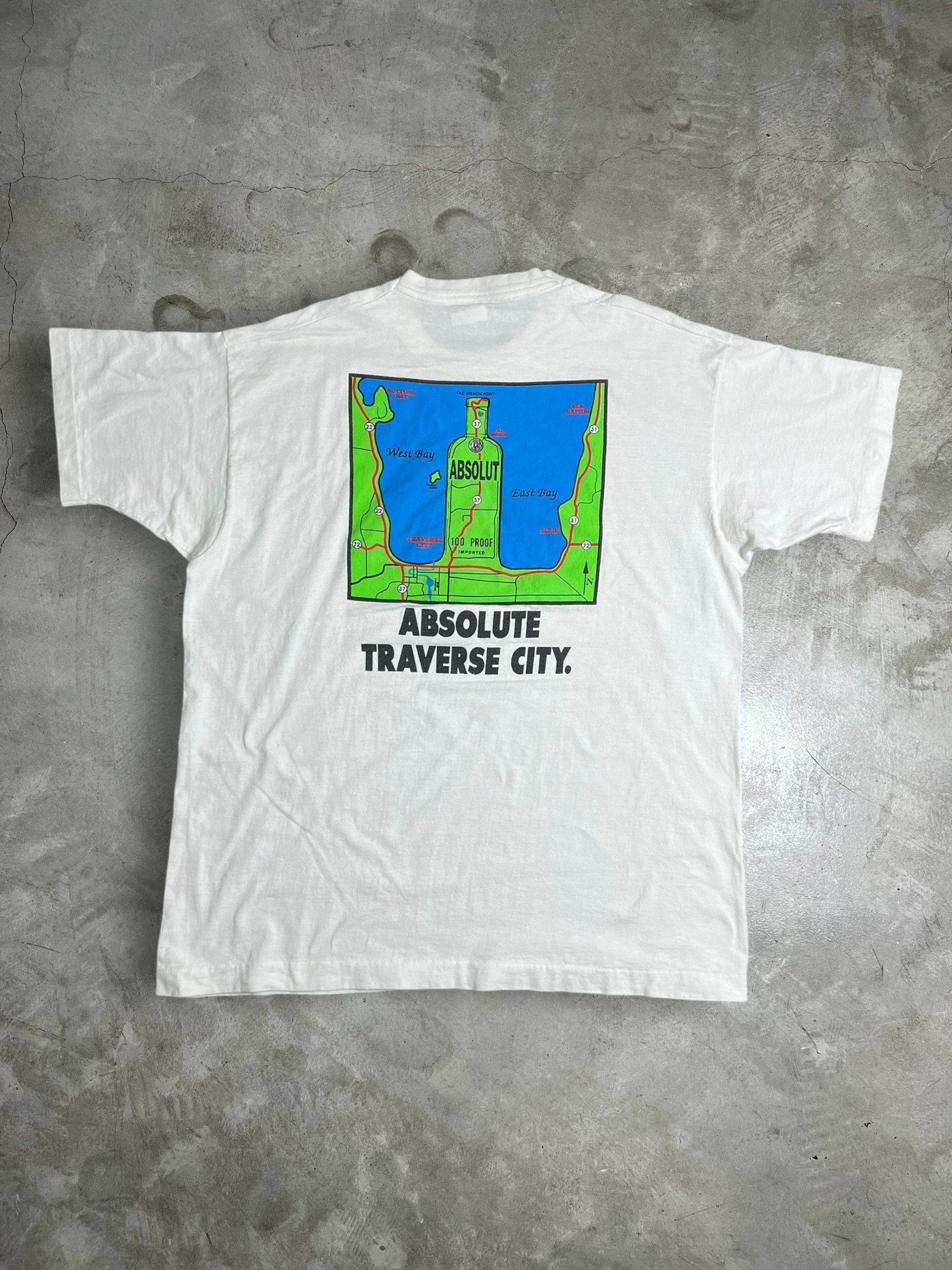 Vintage Vintage Absolute Traverse City Promo Graphic Tee GTME577 Size US XL / EU 56 / 4 - 1 Thumbnail