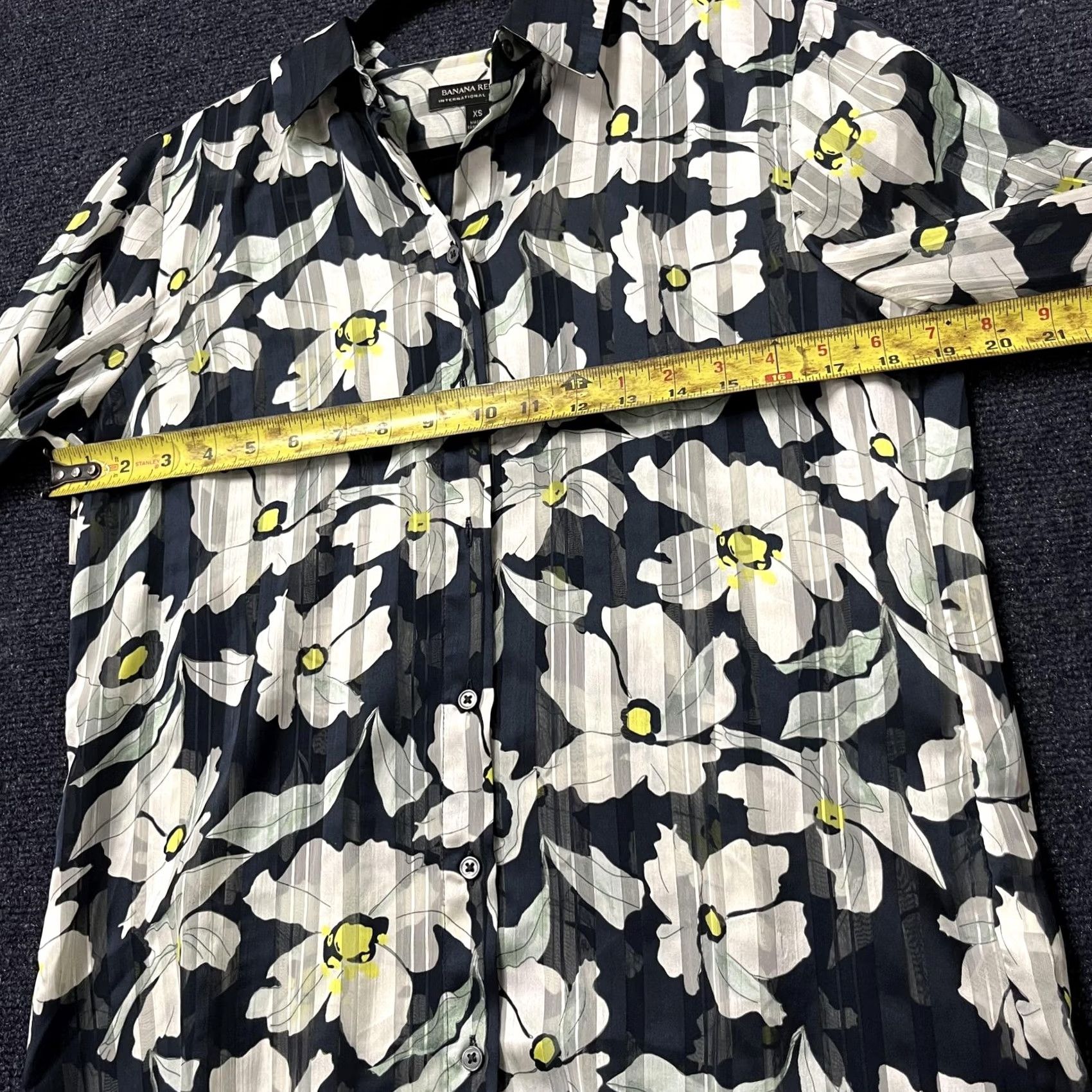 Banana Republic VINTAGE Banana Republic Shirt Womens XS Blue Floral Button Up Long Sleeve Top Size XS / US 0-2 / IT 36-38 - 7 Thumbnail