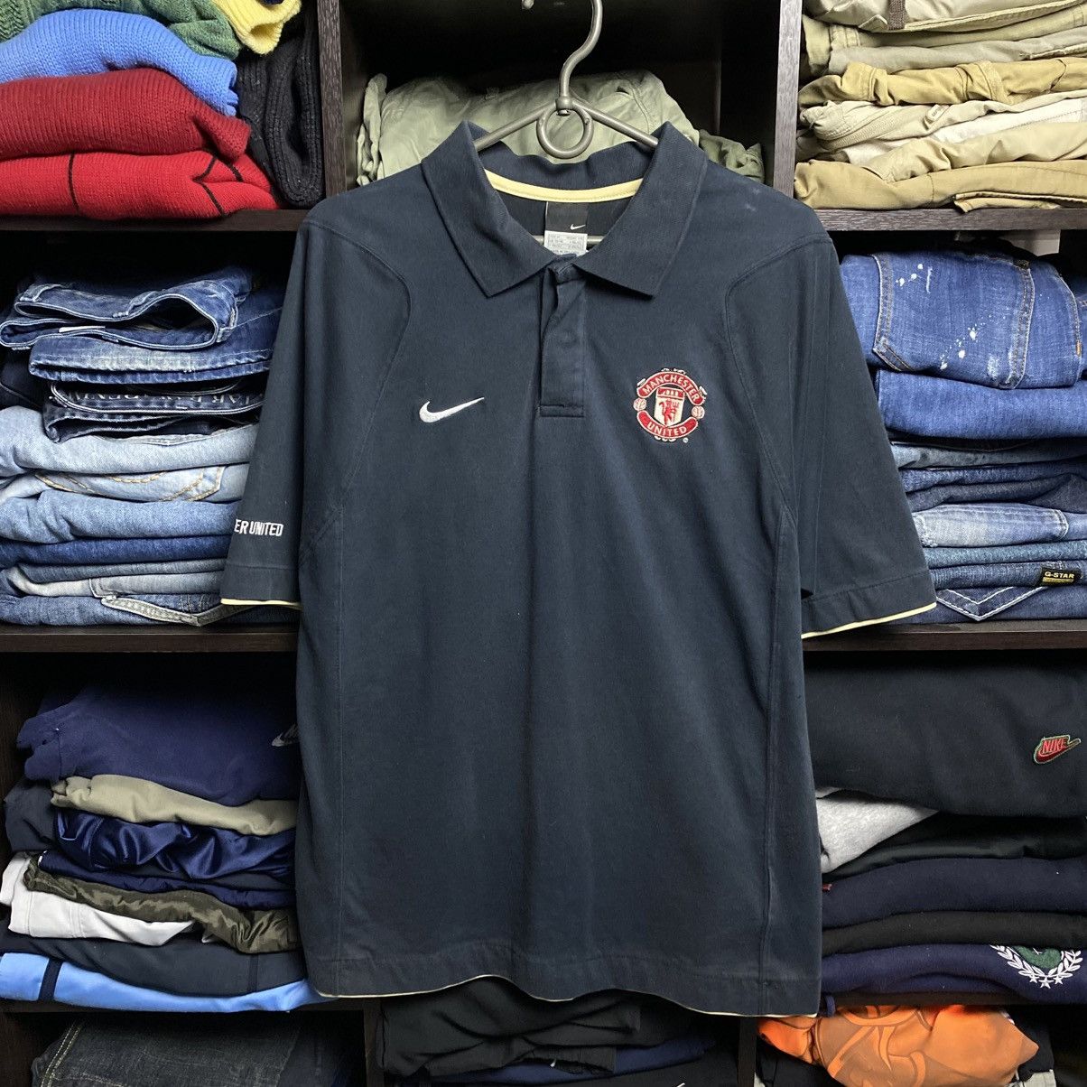 Nike Vintage Nike Manchester United 2000’s soccer polo size L Size US L / EU 52-54 / 3 - 1 Thumbnail