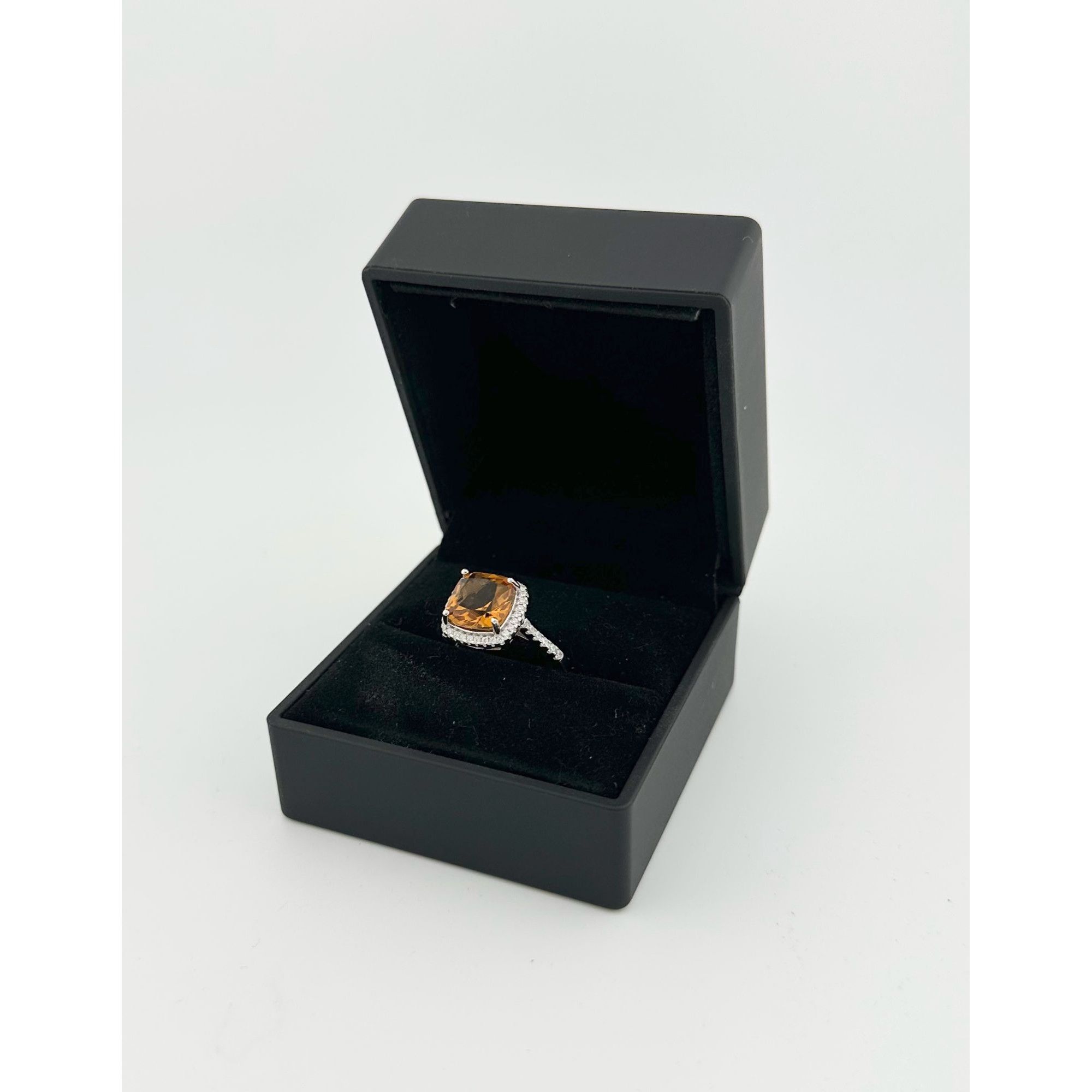 Other Beautiful 4.11 Ct Cushion cut Lab Grown Zulanite Ring Size ONE SIZE - 12 Thumbnail