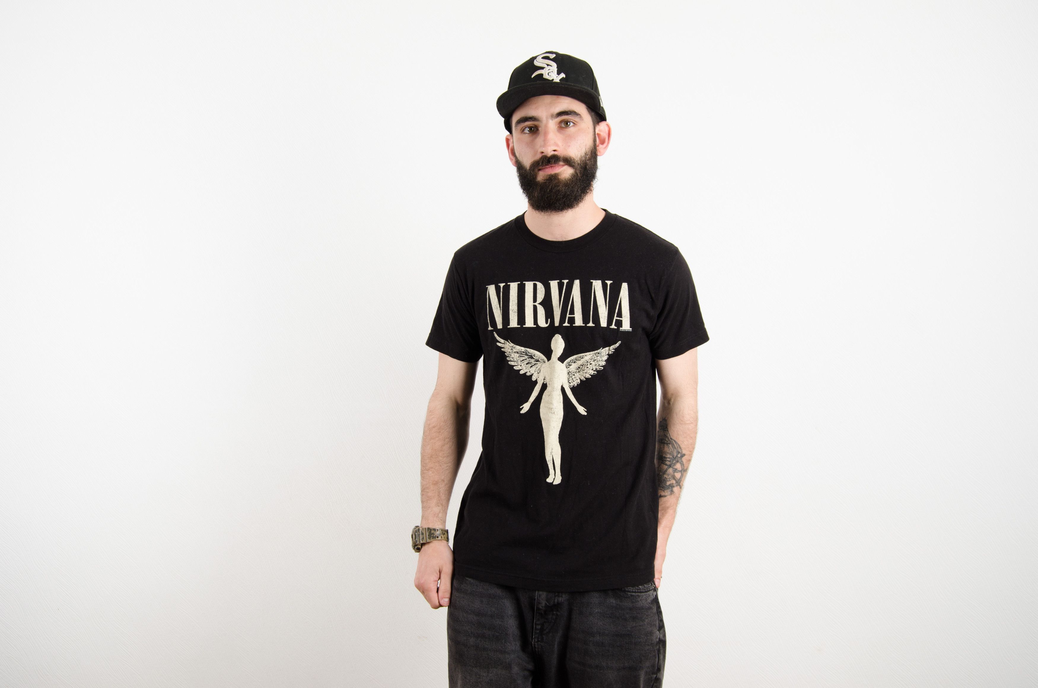 Nirvana Nirvana Merch 2016 Angel 1993 Tour T shirt Rock Band Size US M / EU 48-50 / 2 - 1 Thumbnail