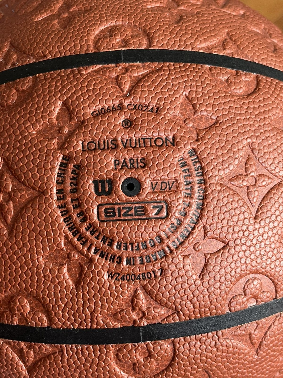 Louis Vuitton × NBA × Virgil Abloh MONOGRAM BASKETBALL Size ONE SIZE - 13 Thumbnail