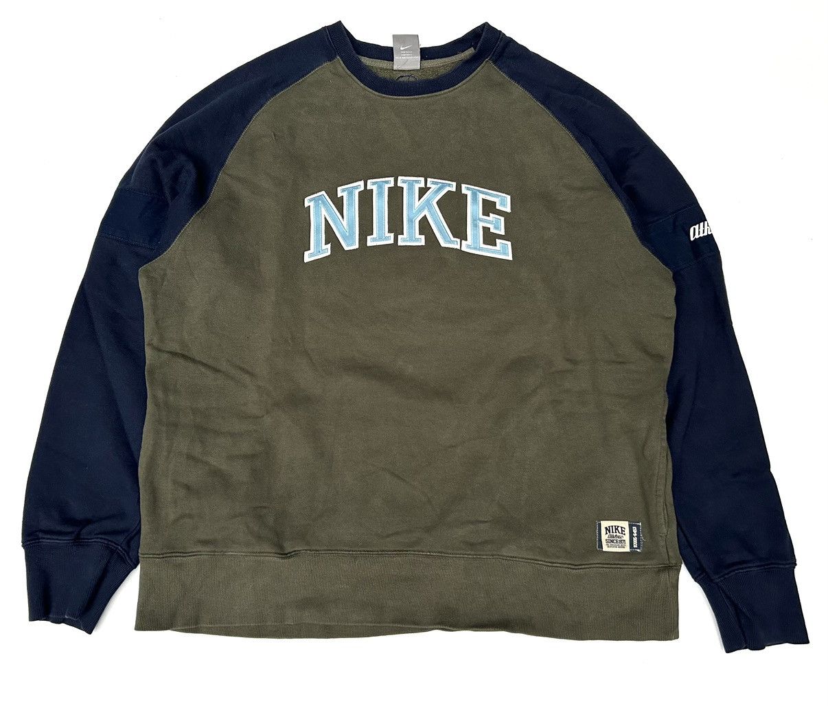 Nike × Vintage Vintage Nike Athletic Embroidered Spell Out Logo Sweatshirt Size US XL / EU 56 / 4 - 2 Thumbnail