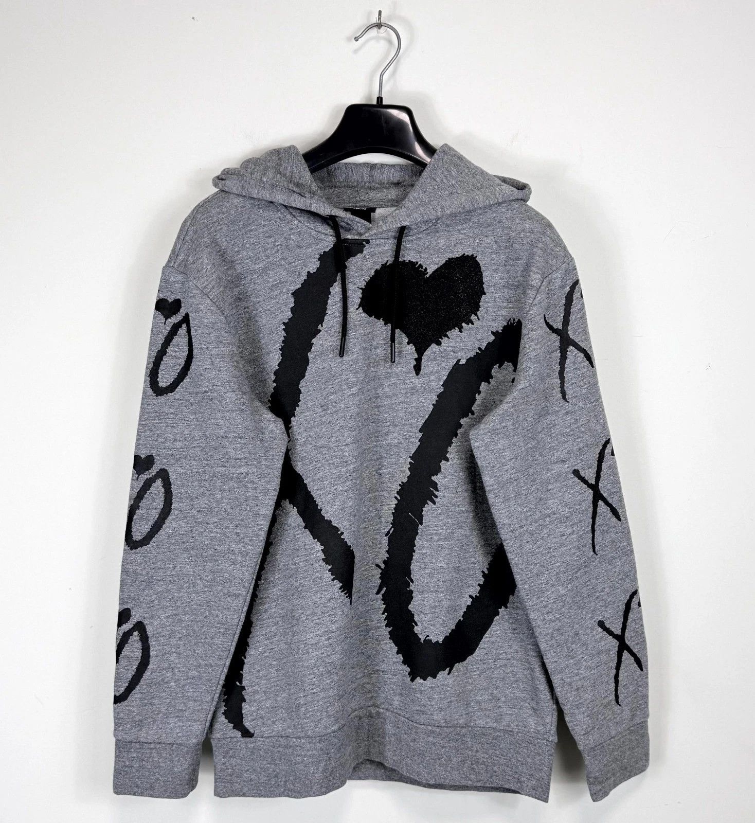 H&M × The Weeknd The Weeknd x H&M XO Graphic Logo Hoodie Sweatshirt Size US S / EU 44-46 / 1 - 1 Thumbnail