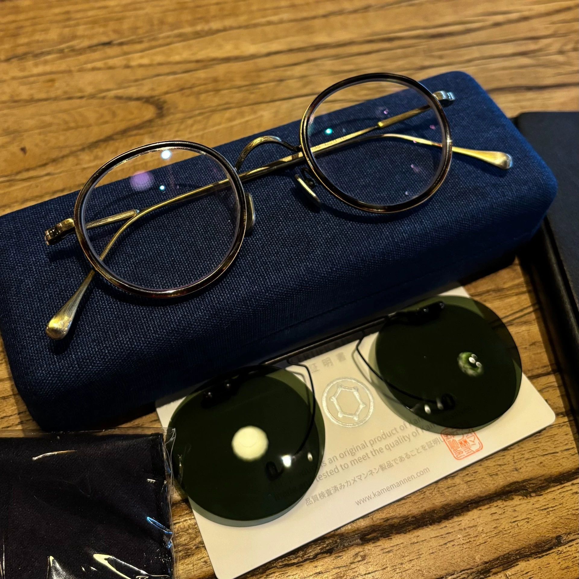 Other WanNianGui KMN-139 Retro Tortoise CaesarFlip Clip-On Size ONE SIZE - 2 Thumbnail