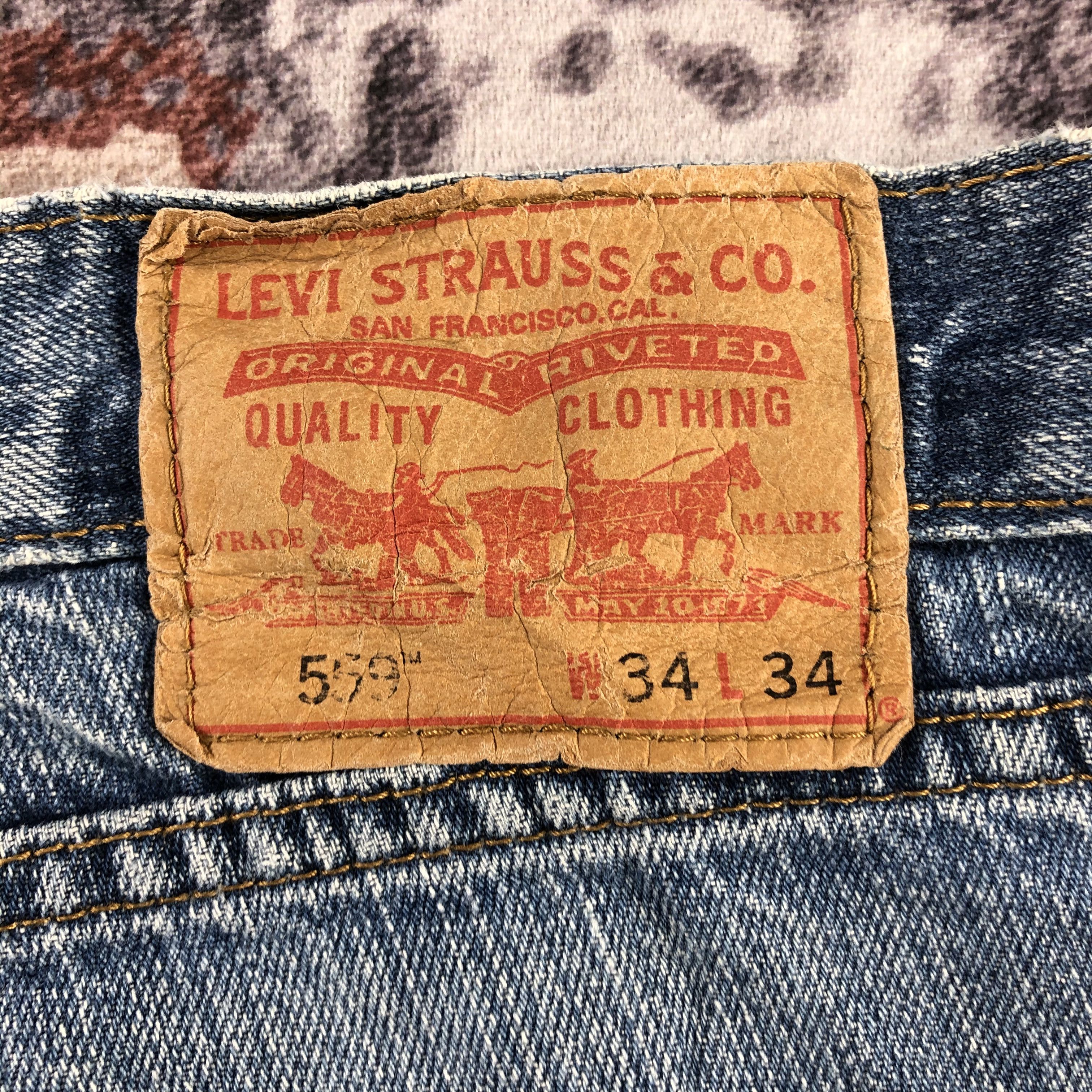 Levi's × Vintage Vintage Blue Wash Levis 559 Jeans-JM2988 Size US 35 - 7 Thumbnail