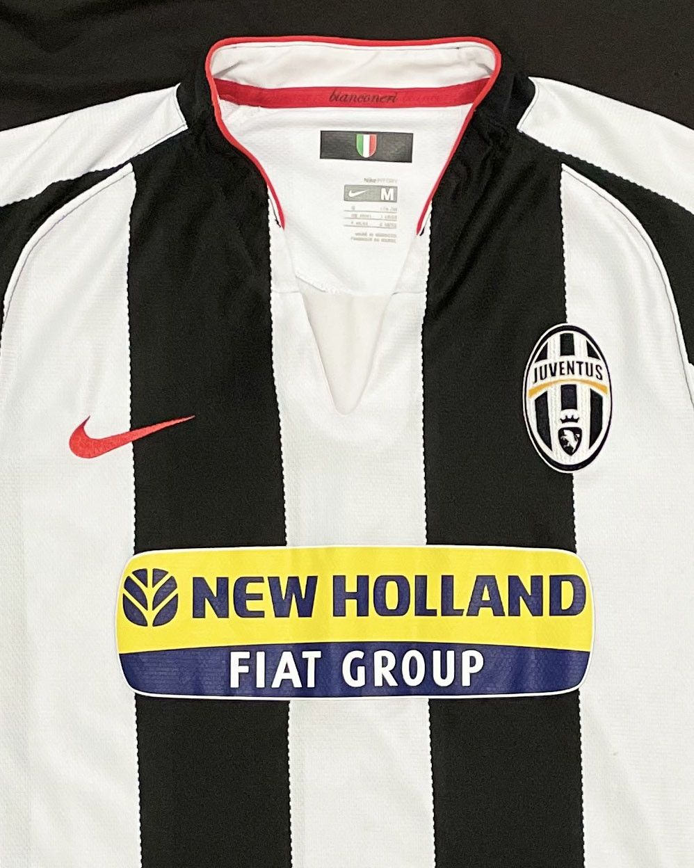Nike Juventus Home Kit 2007 2008 Size US M / EU 48-50 / 2 - 3 Thumbnail