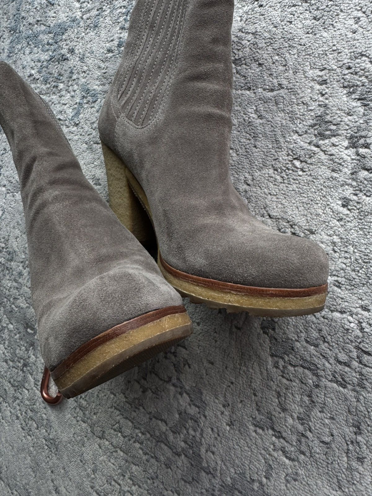 Prada Authentic Prada Suede Ankle Boots Size 39 Made in italy Size US 9 / IT 39 - 7 Thumbnail