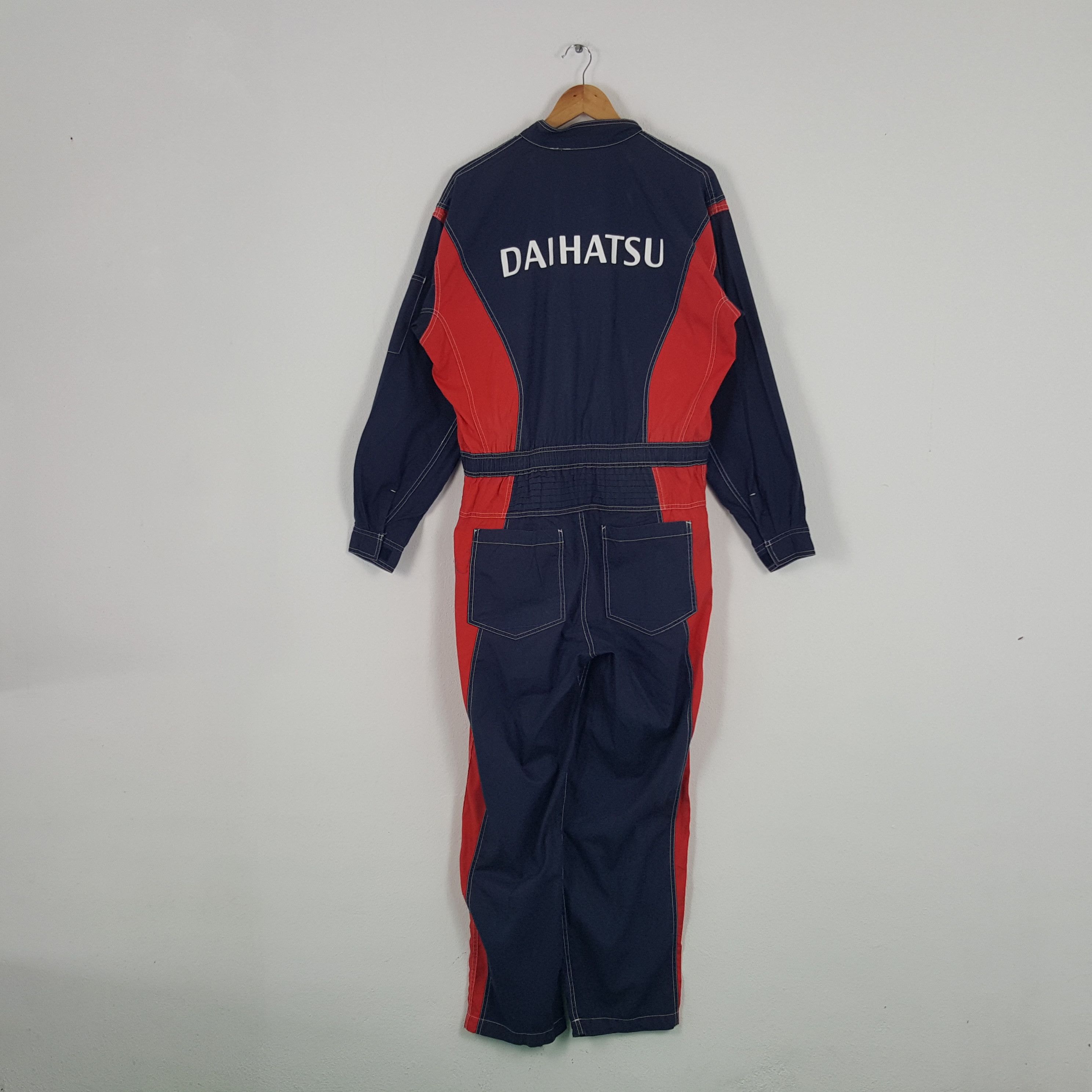 Vintage Vintage Daihatsu Japanese Racing Team Coverall Jacket Size US L / EU 52-54 / 3 - 1 Thumbnail